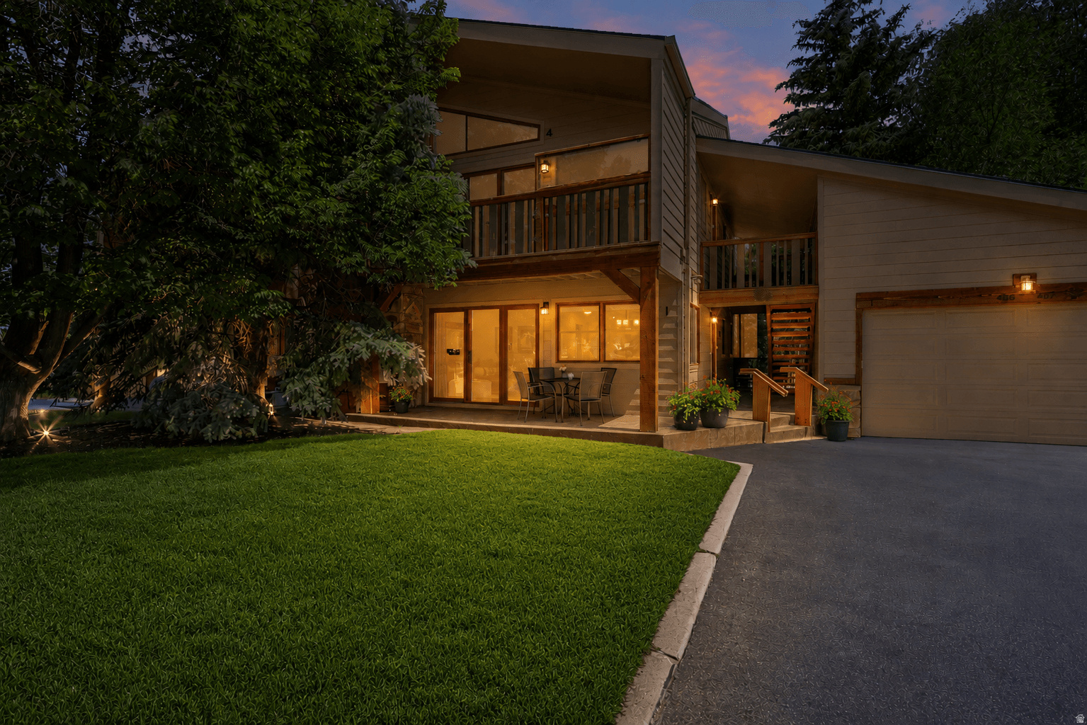 WINDRIFT CONDOMINIUM - Residential