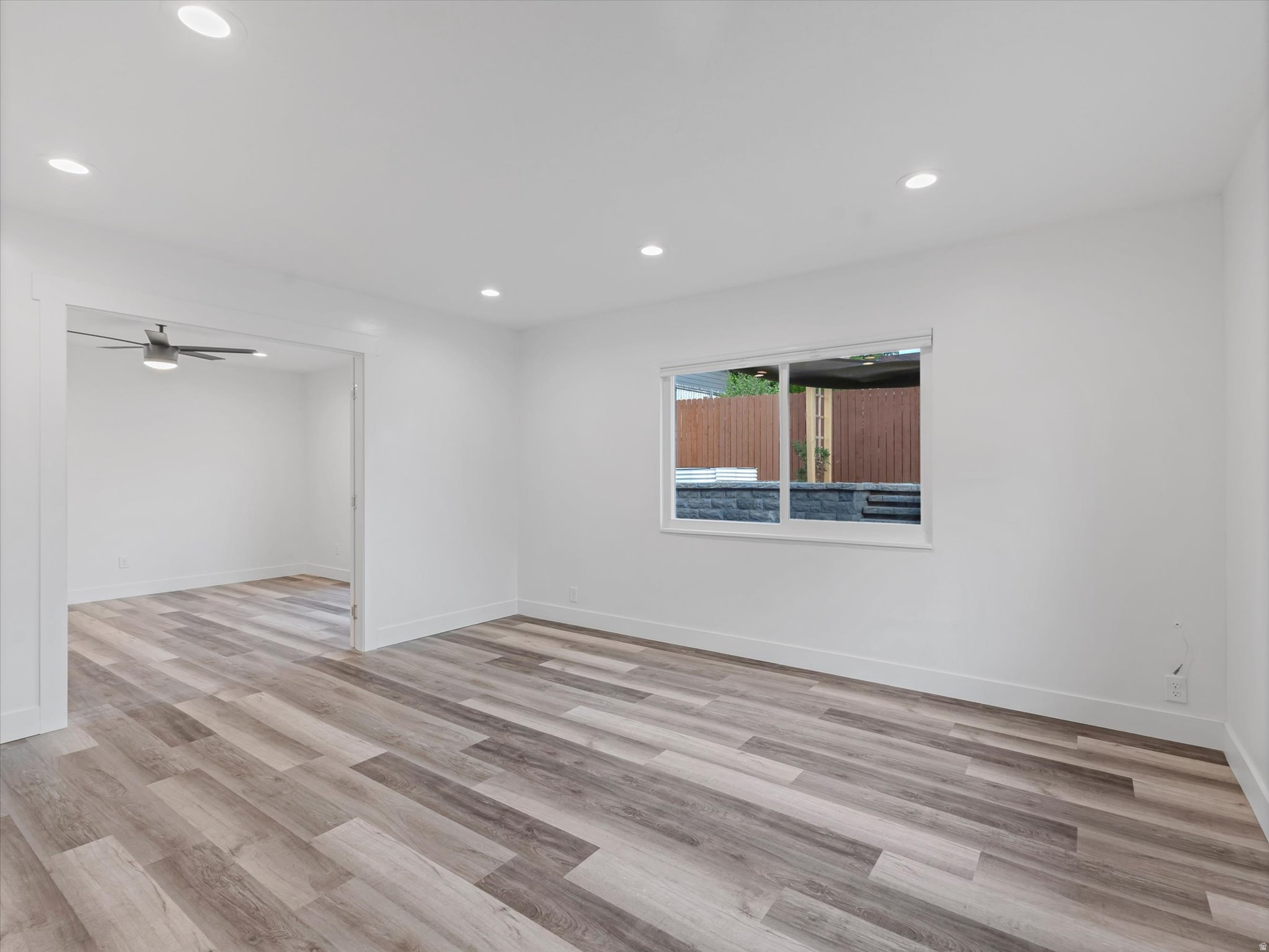 COUNTRY CLUB HEIGHTS - Residential
