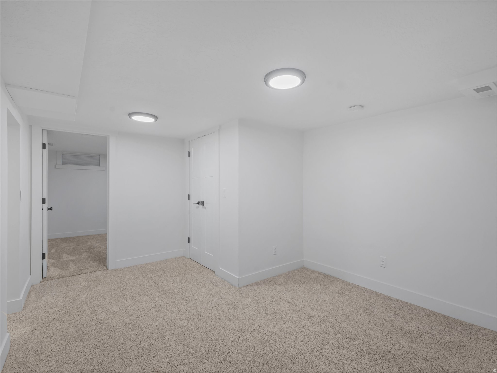 COUNTRY CLUB HEIGHTS - Residential