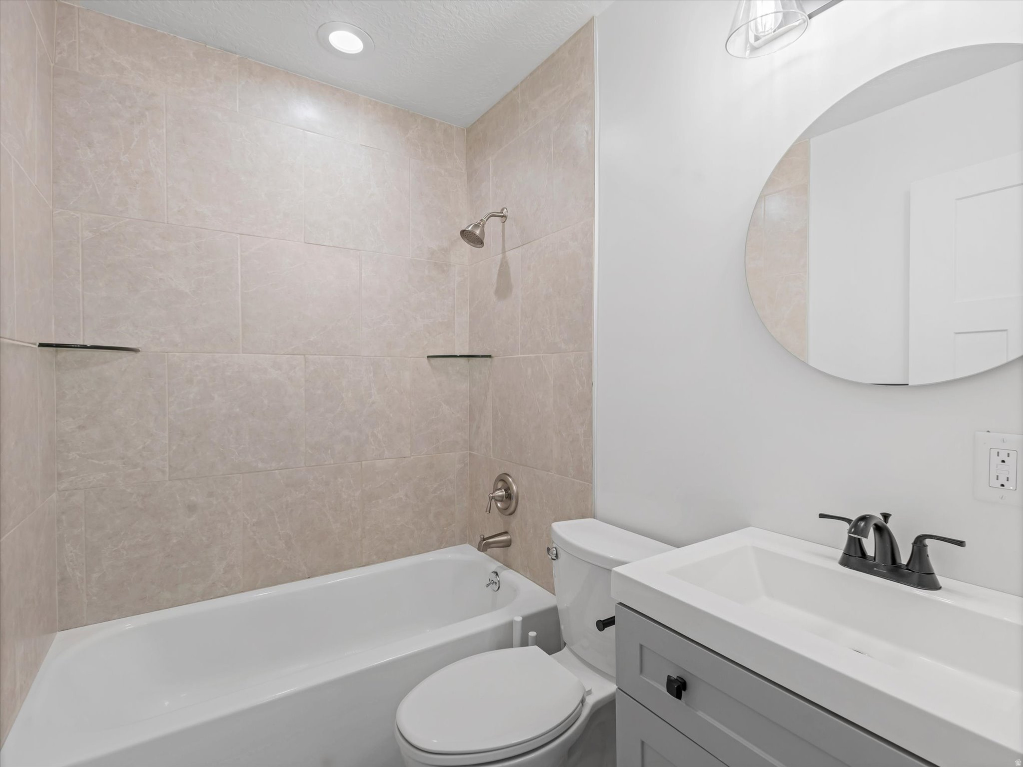 COUNTRY CLUB HEIGHTS - Residential