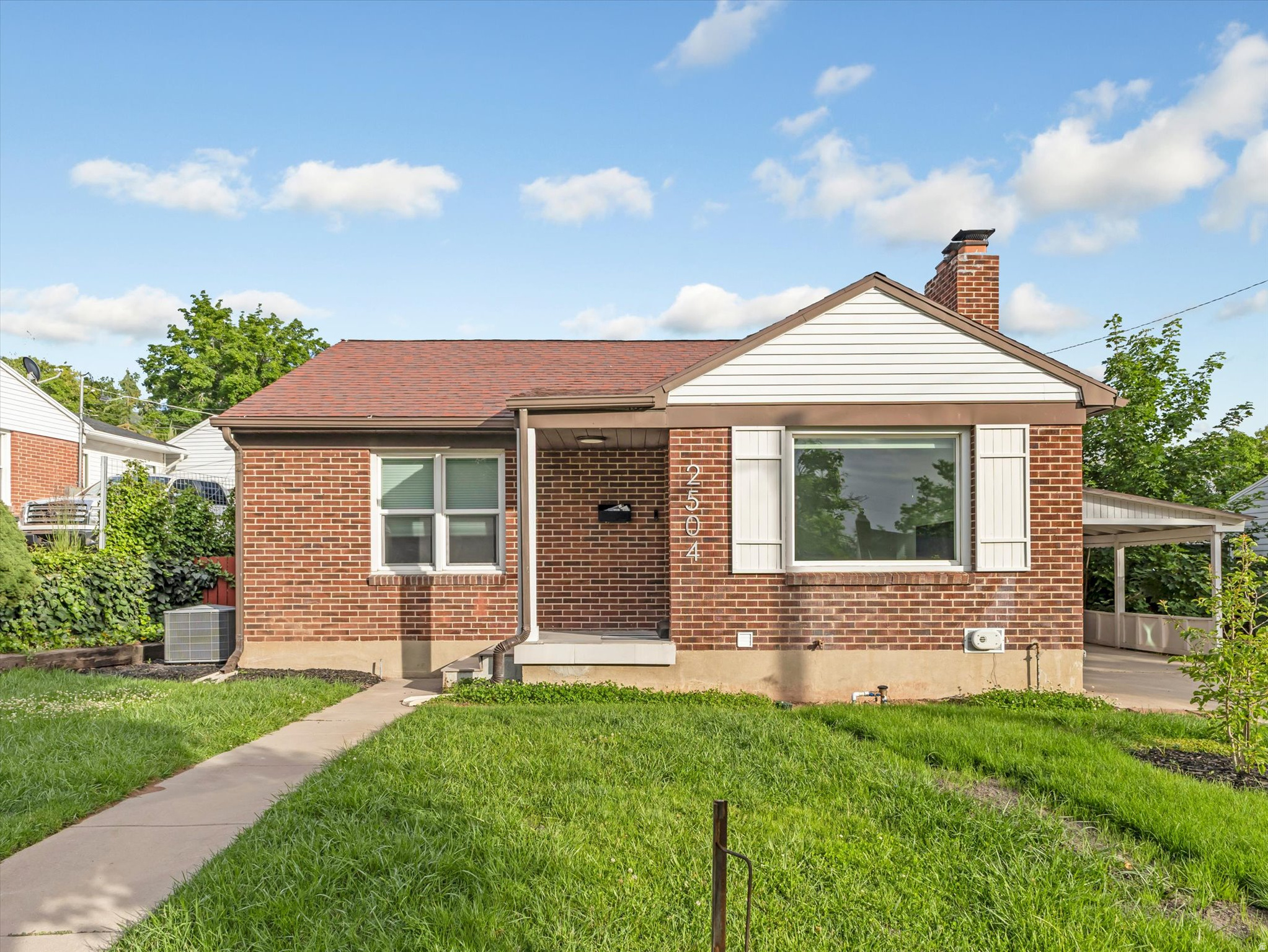 COUNTRY CLUB HEIGHTS - Residential