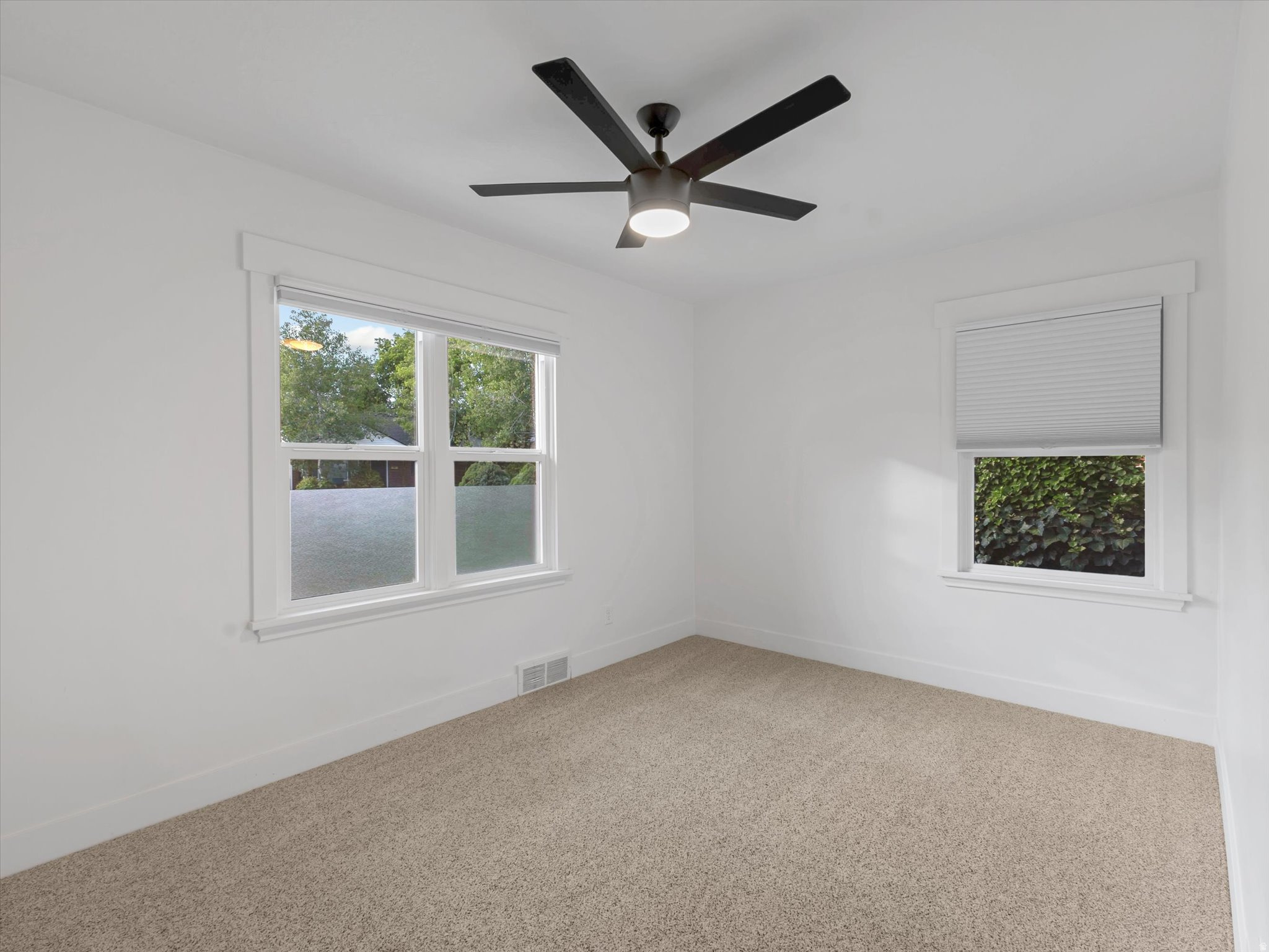COUNTRY CLUB HEIGHTS - Residential