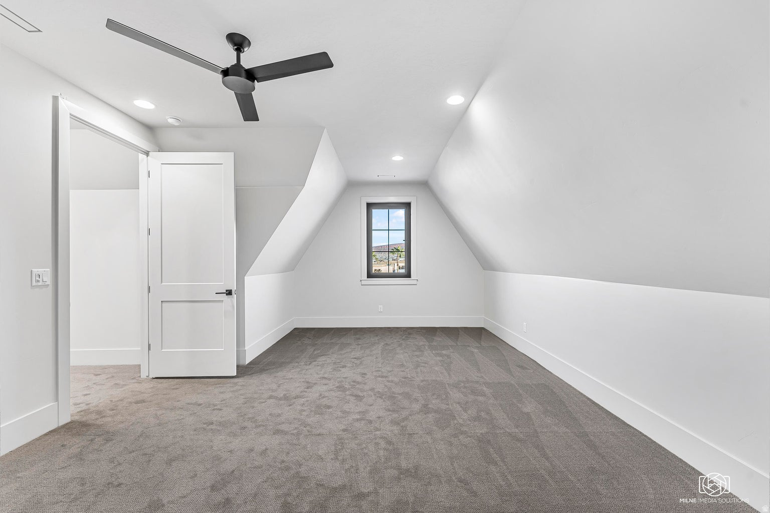 SUMMIT VIEW - Residential