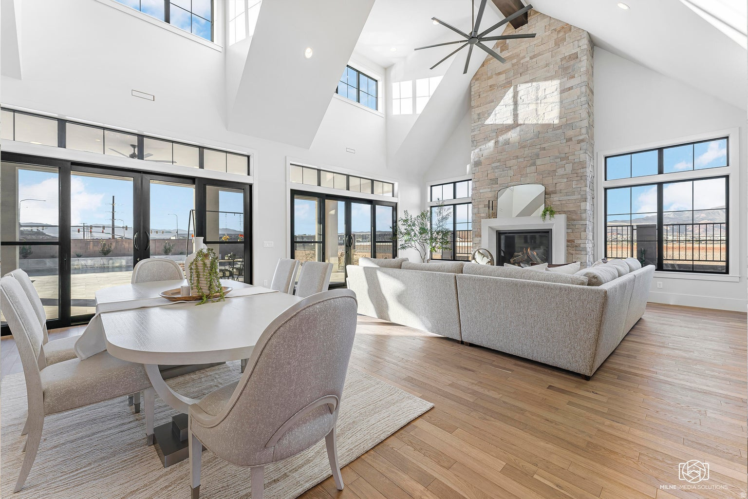 SUMMIT VIEW - Residential