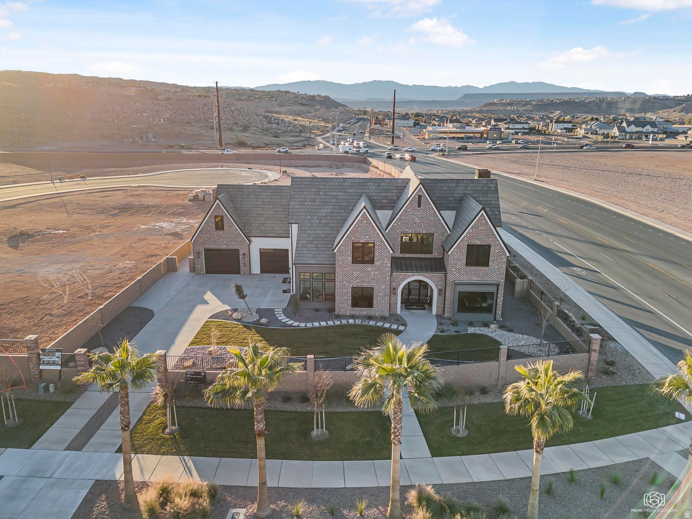 SUMMIT VIEW - Residential