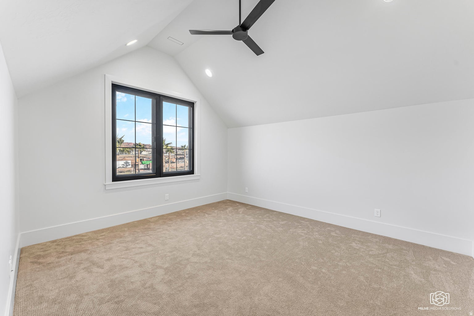 SUMMIT VIEW - Residential