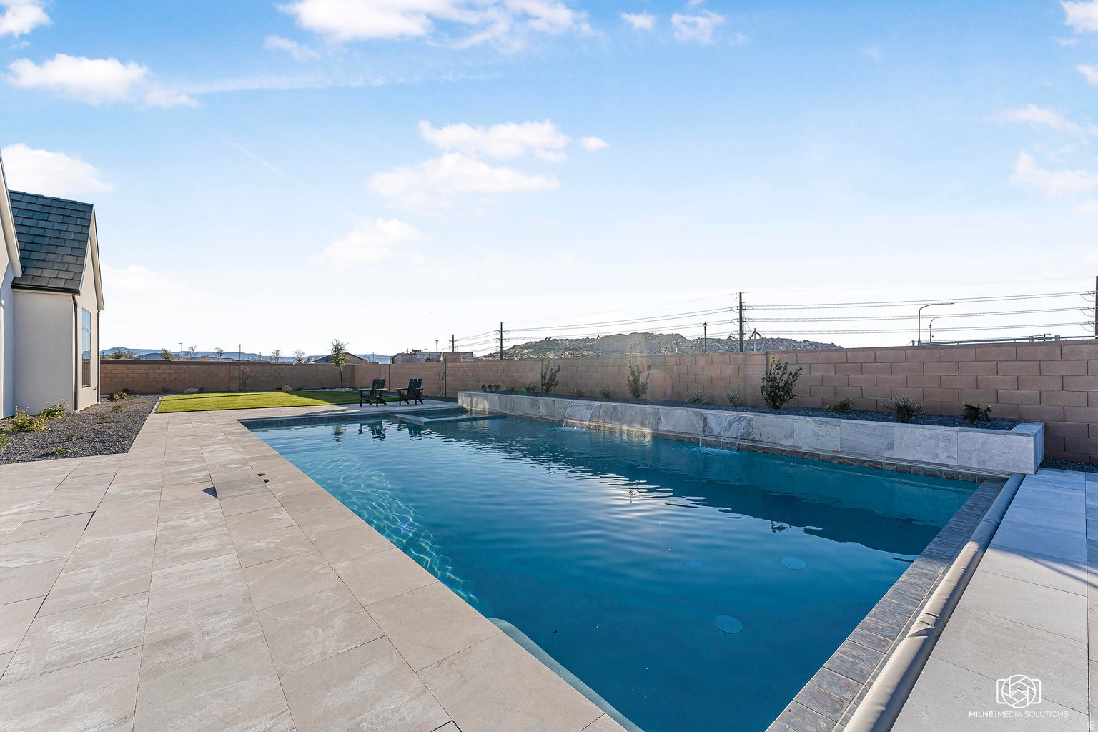 SUMMIT VIEW - Residential