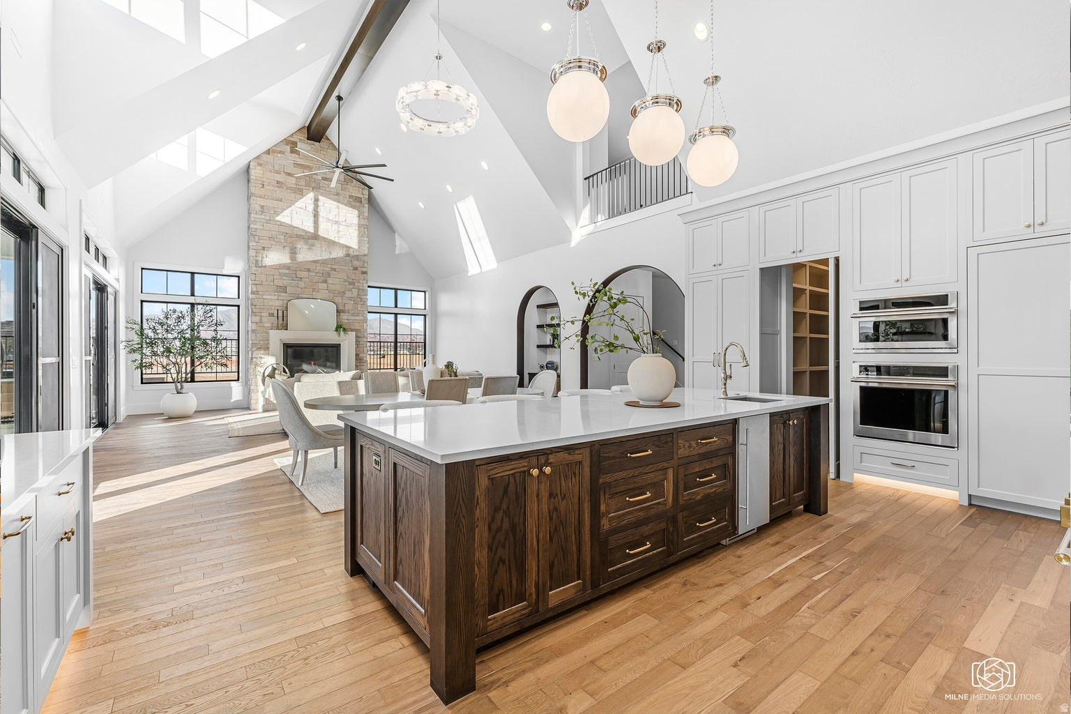 SUMMIT VIEW - Residential