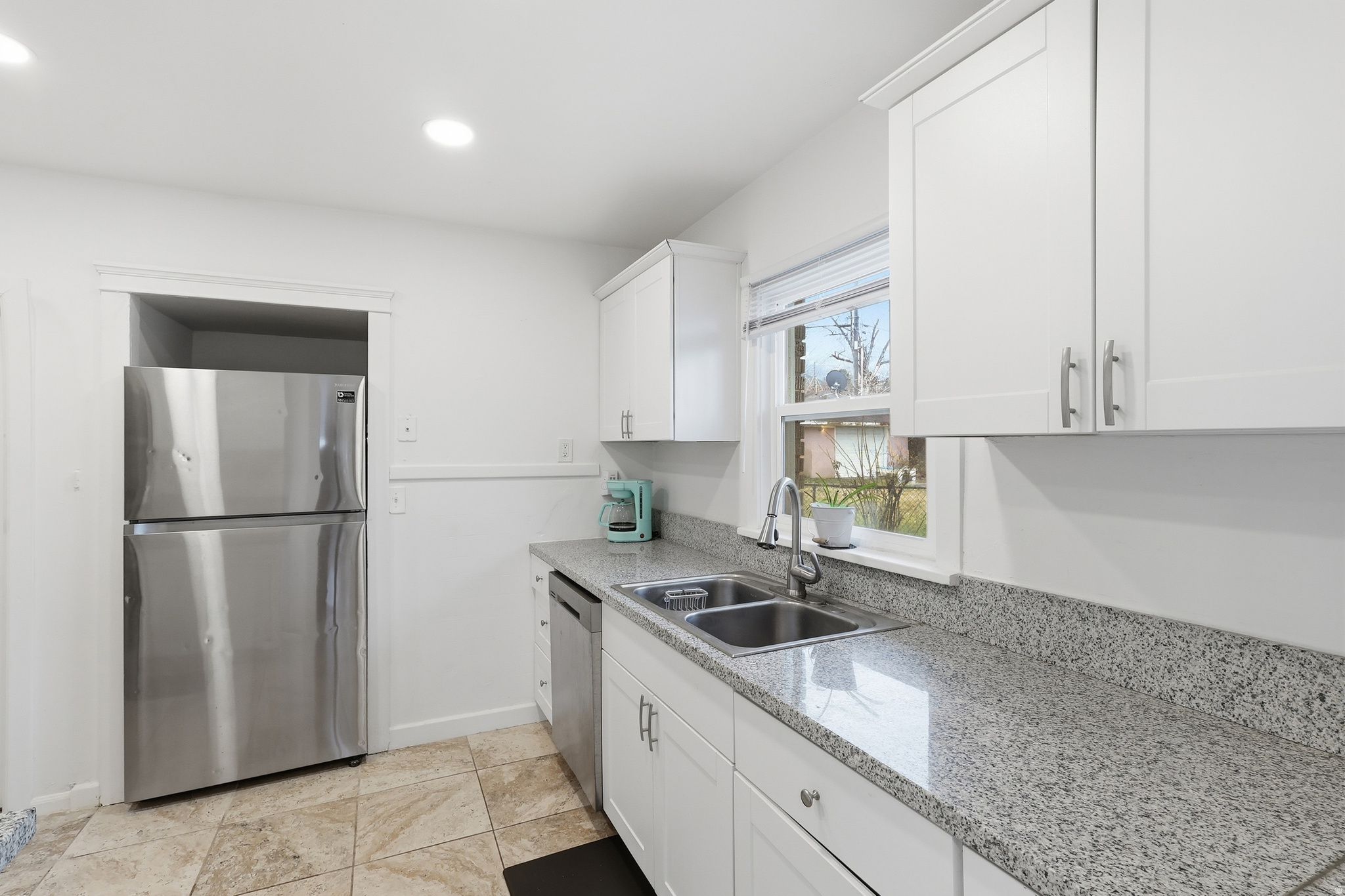 THOMPSON & DIETER'S - Residential