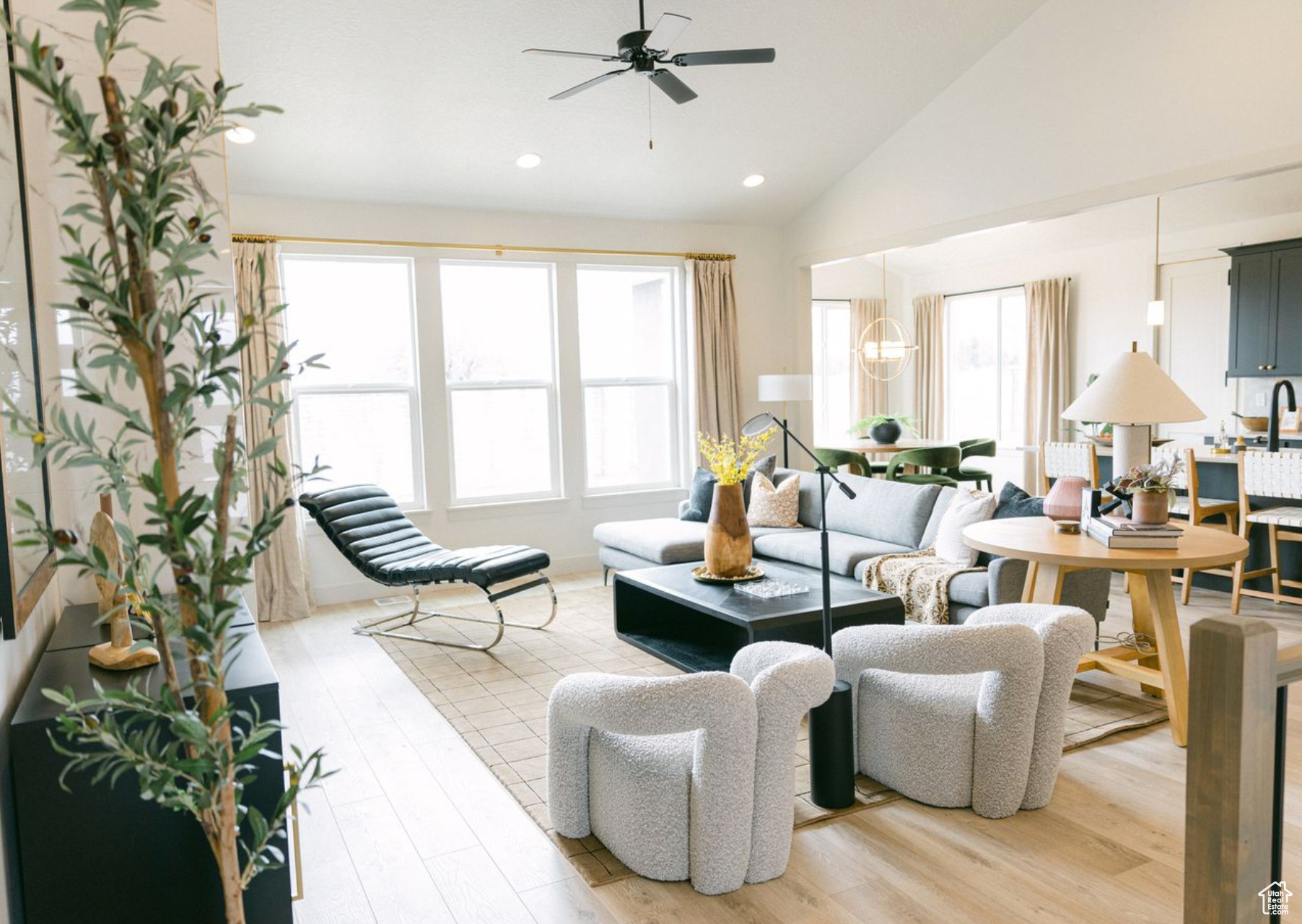 GARRETT'S PLACE - Residential