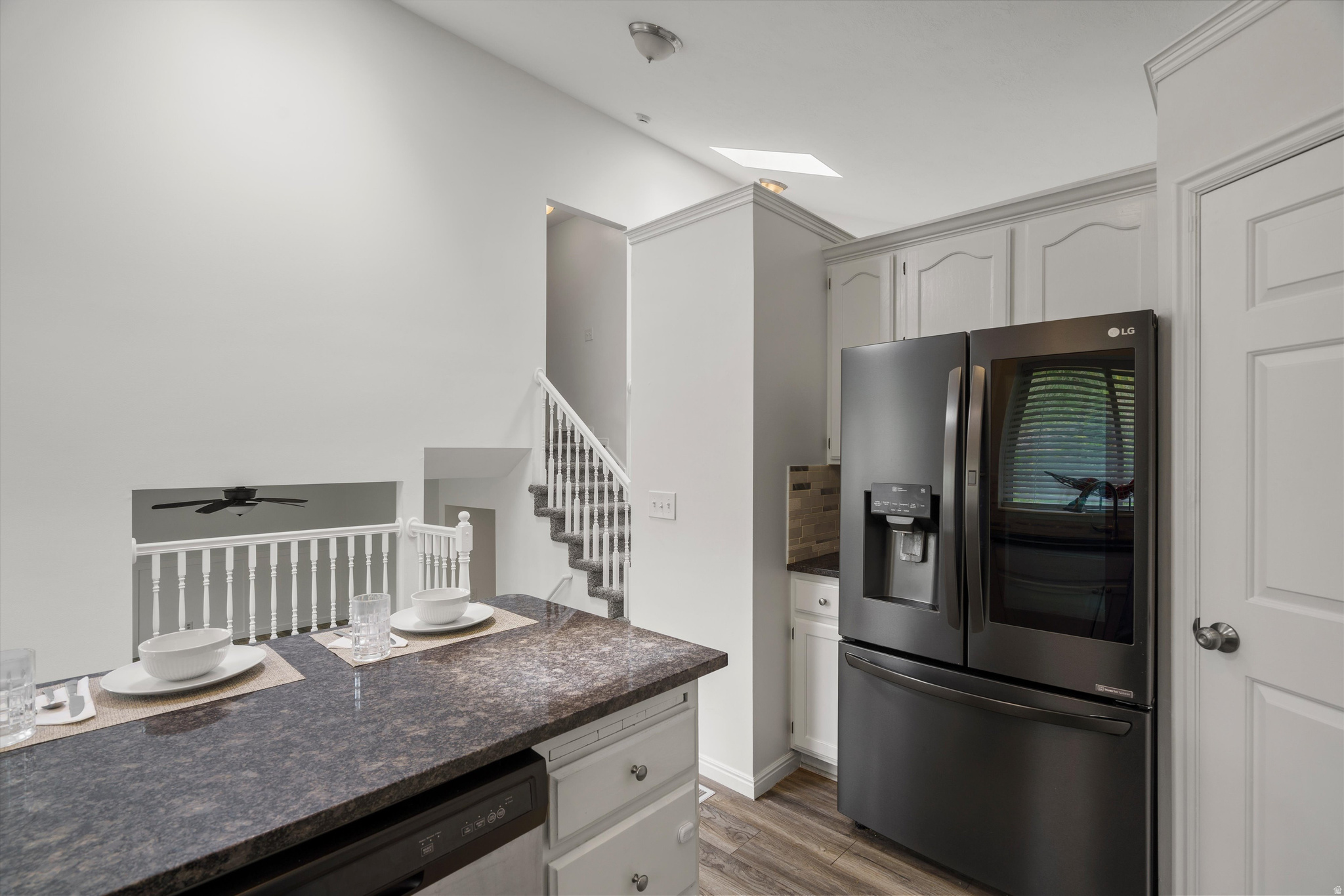 SUNNYSIDE MANOR - Residential