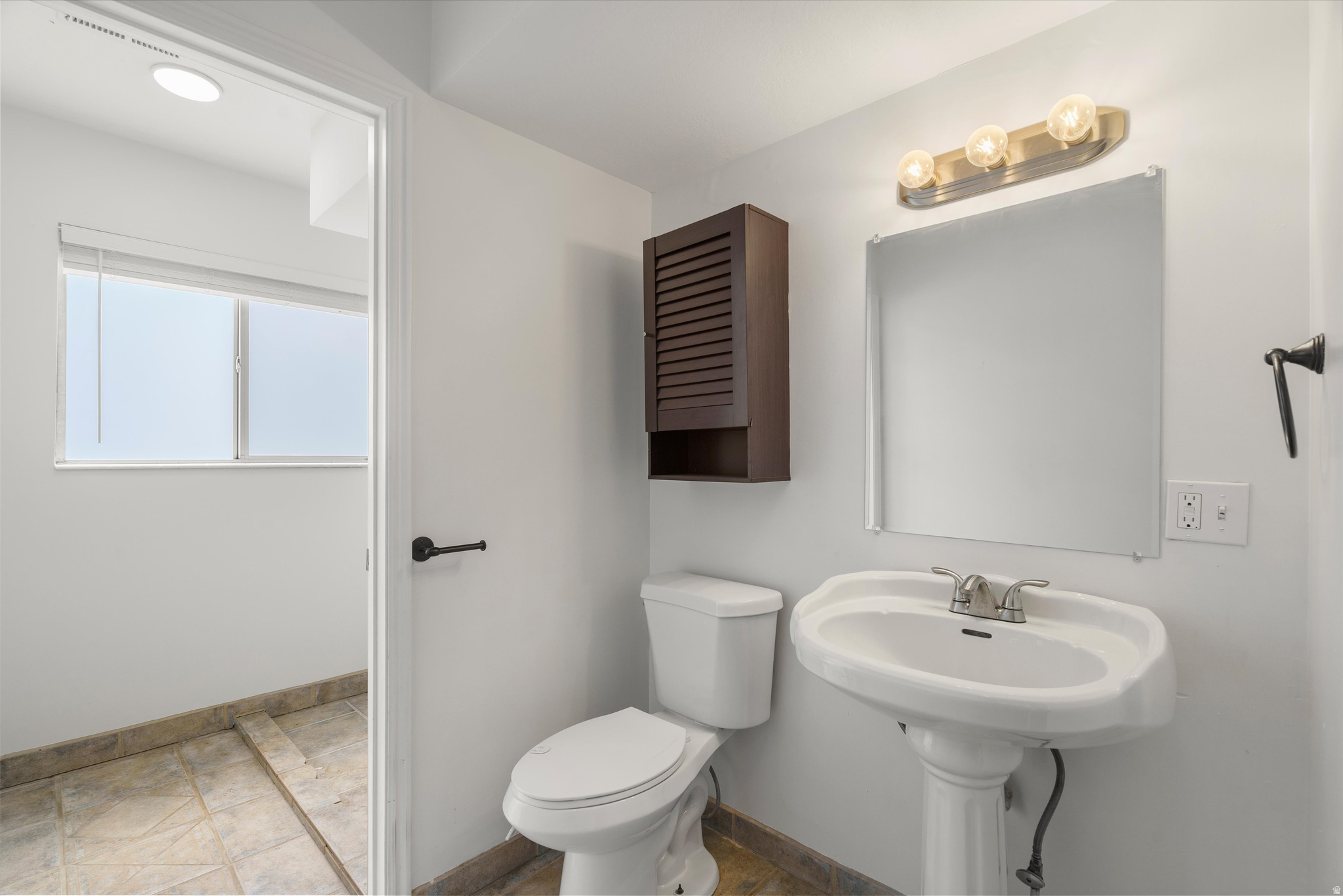 SUNNYSIDE MANOR - Residential