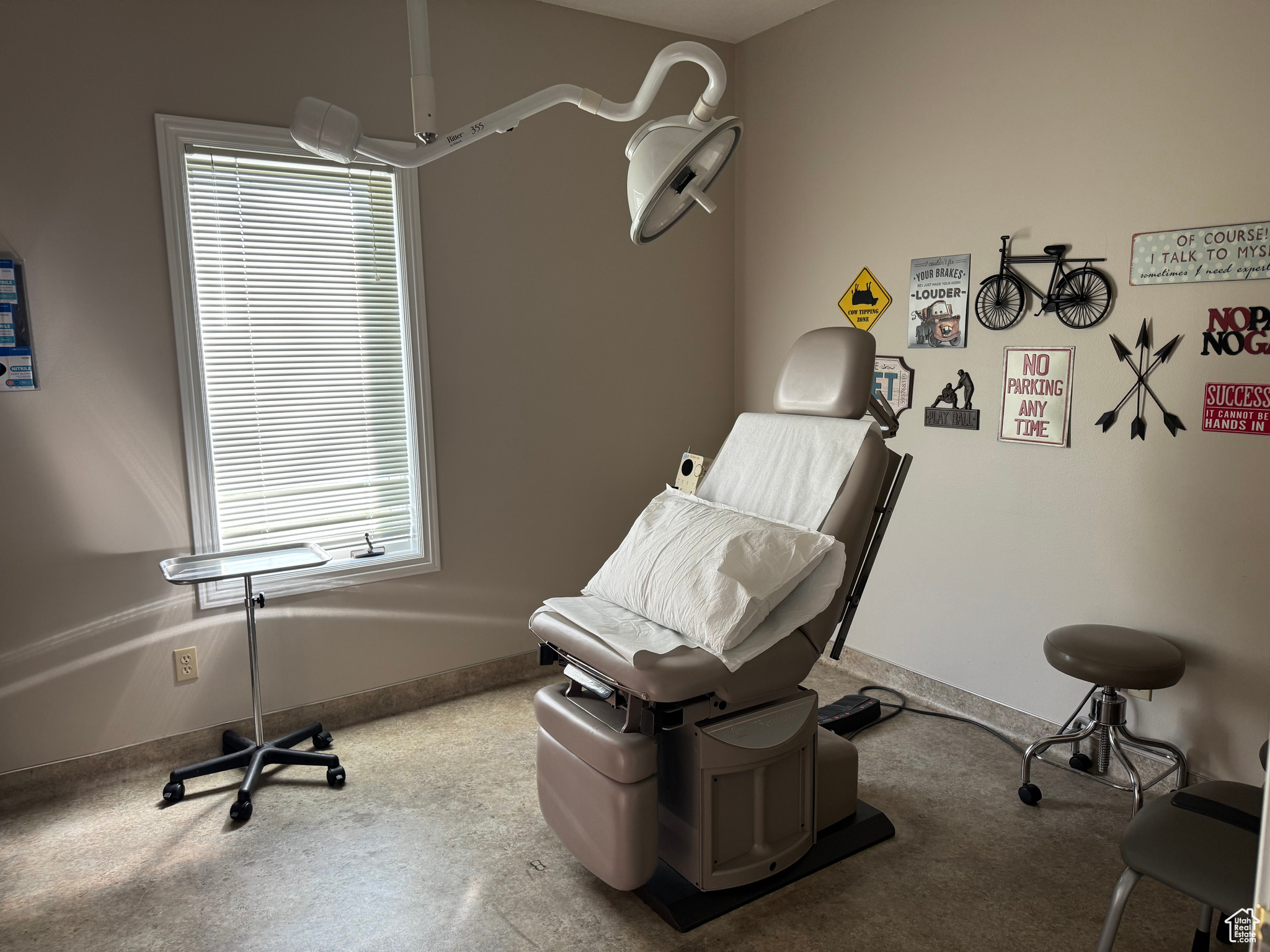 MT VW MEDICAL PLAZA - Commercial Sale