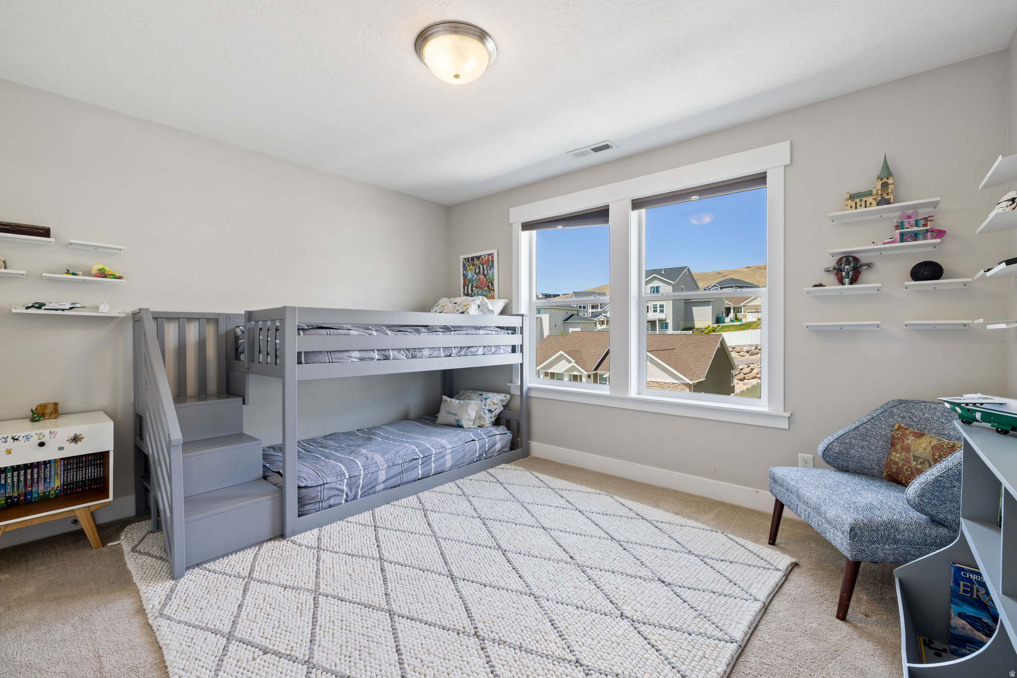 CANYON HILLS - Residential