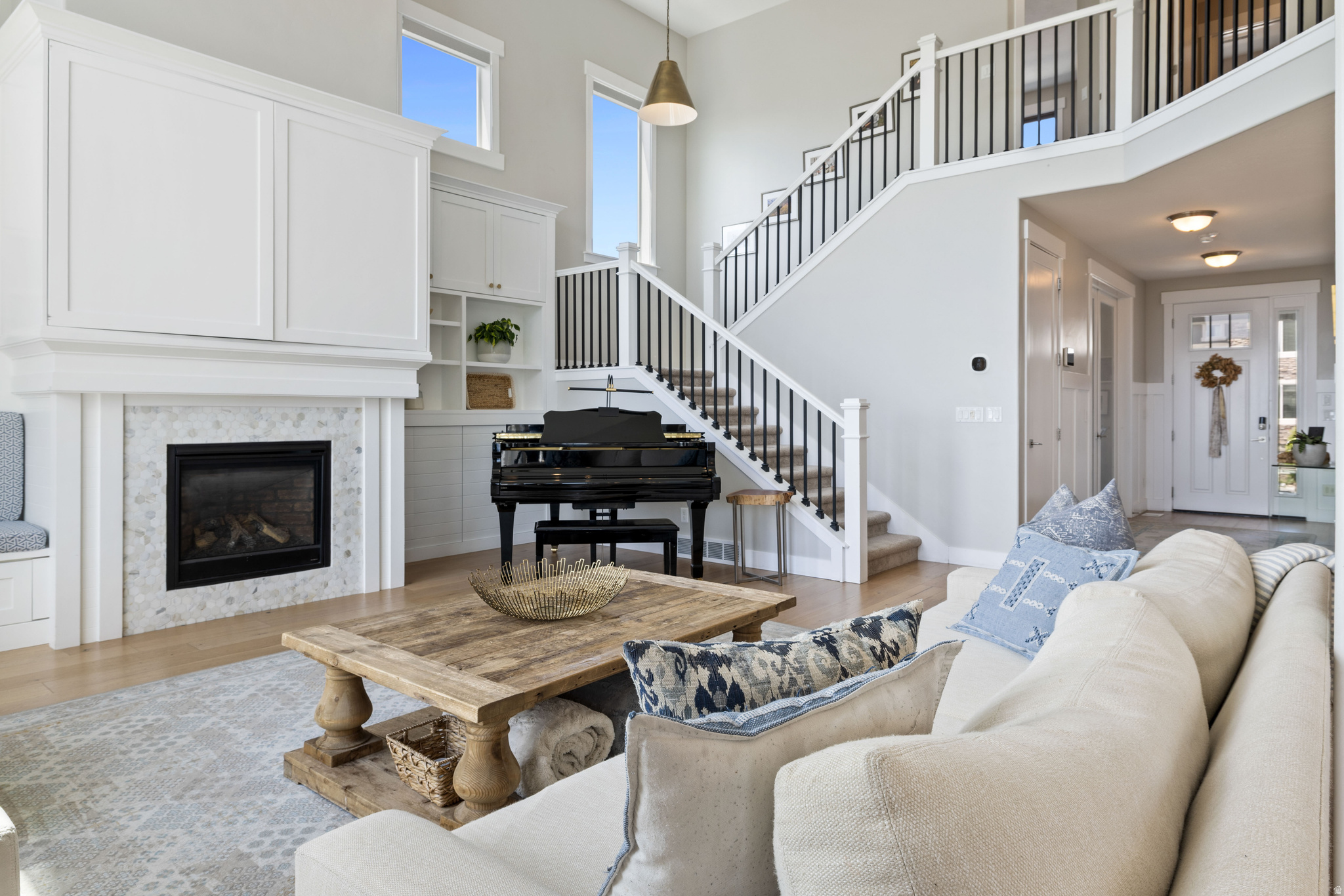 CANYON HILLS - Residential