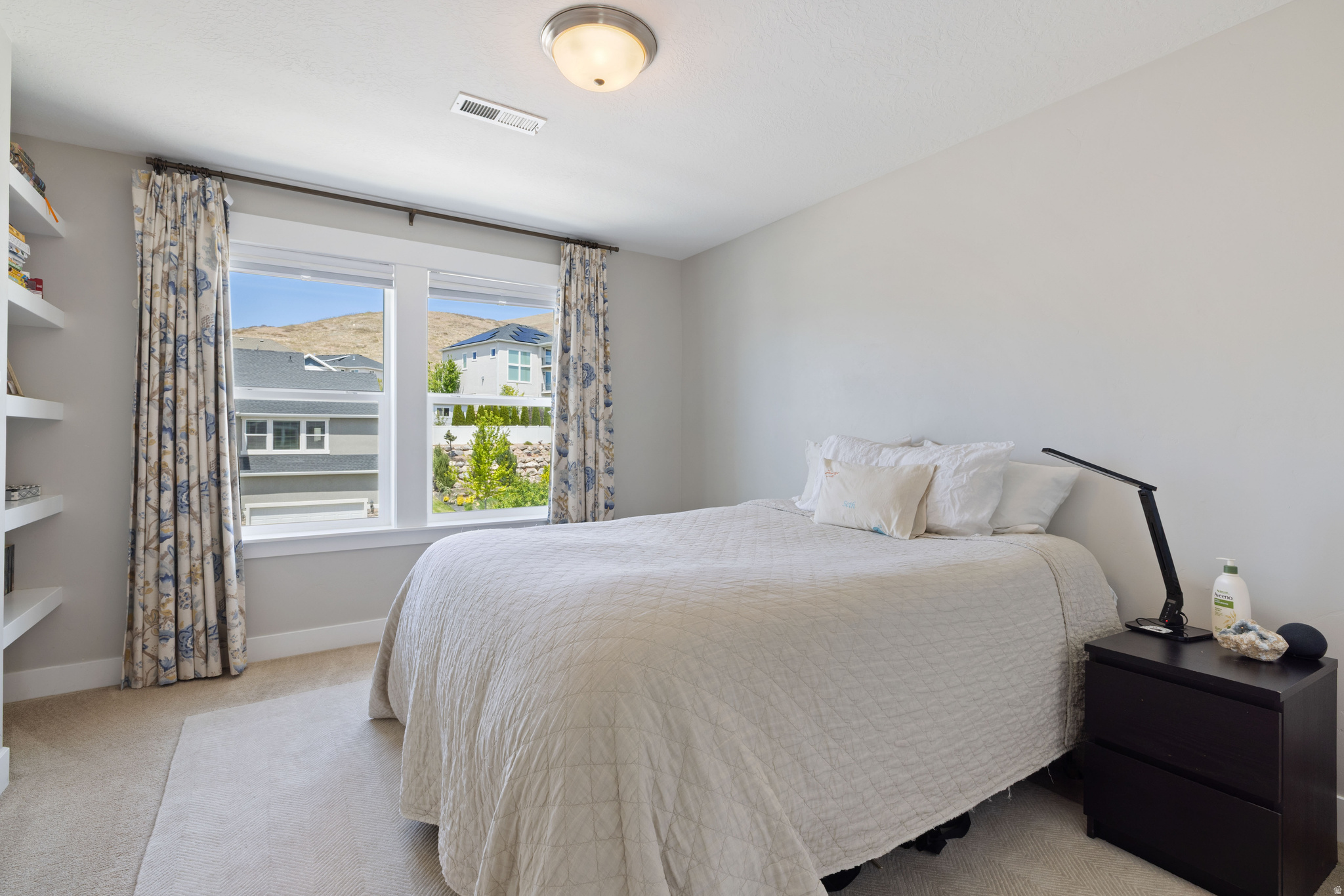 CANYON HILLS - Residential