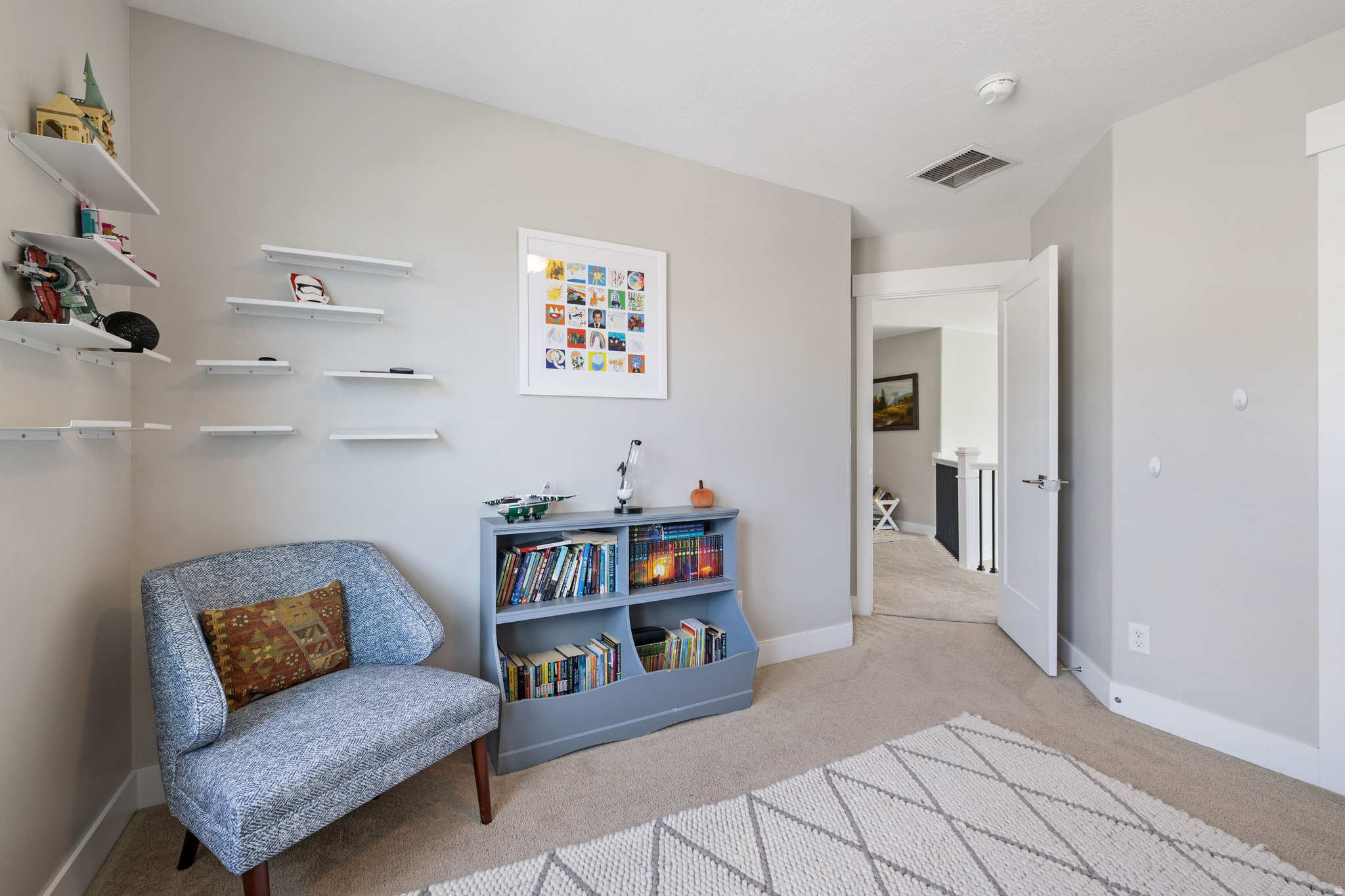 CANYON HILLS - Residential