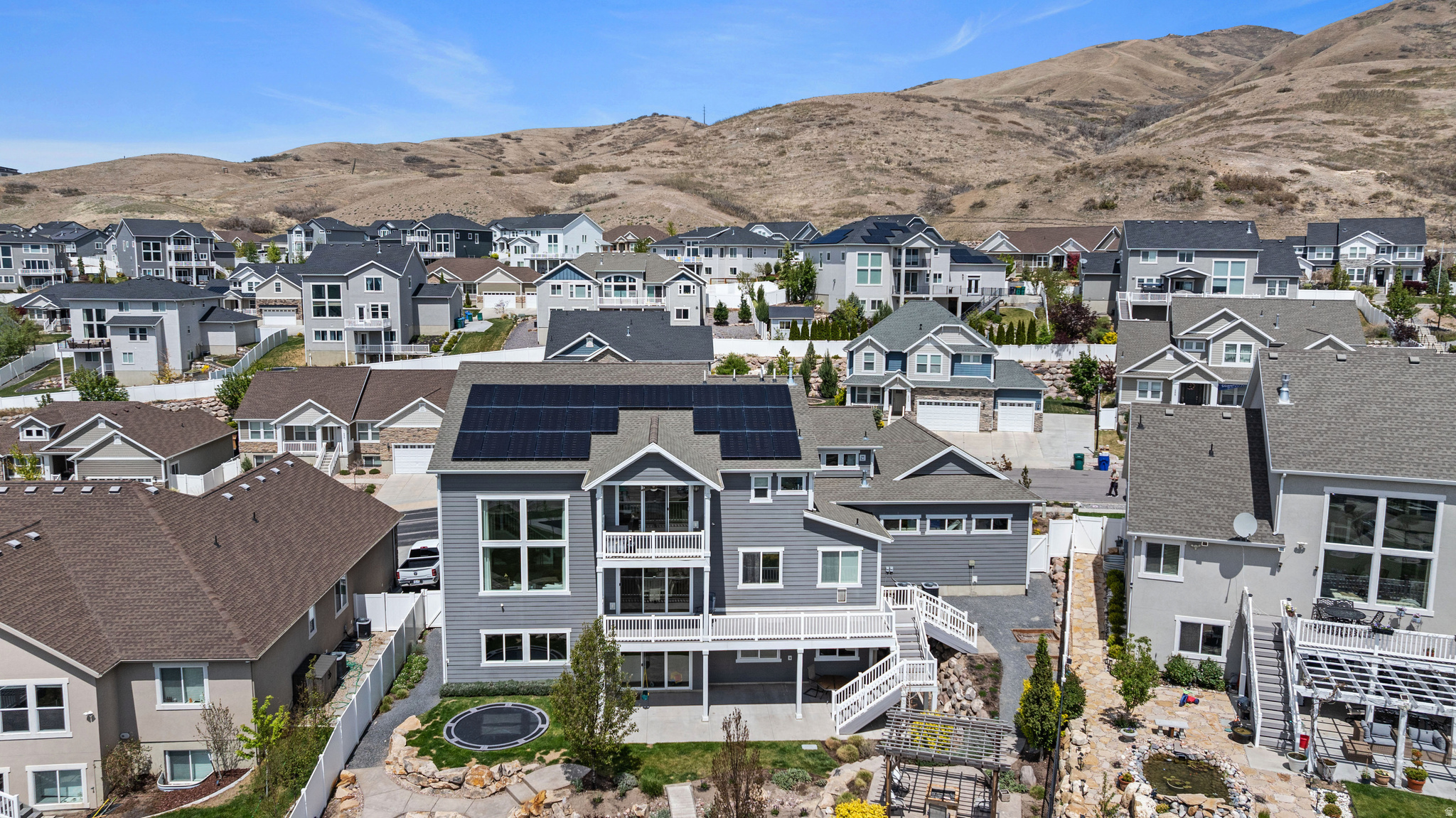 CANYON HILLS - Residential