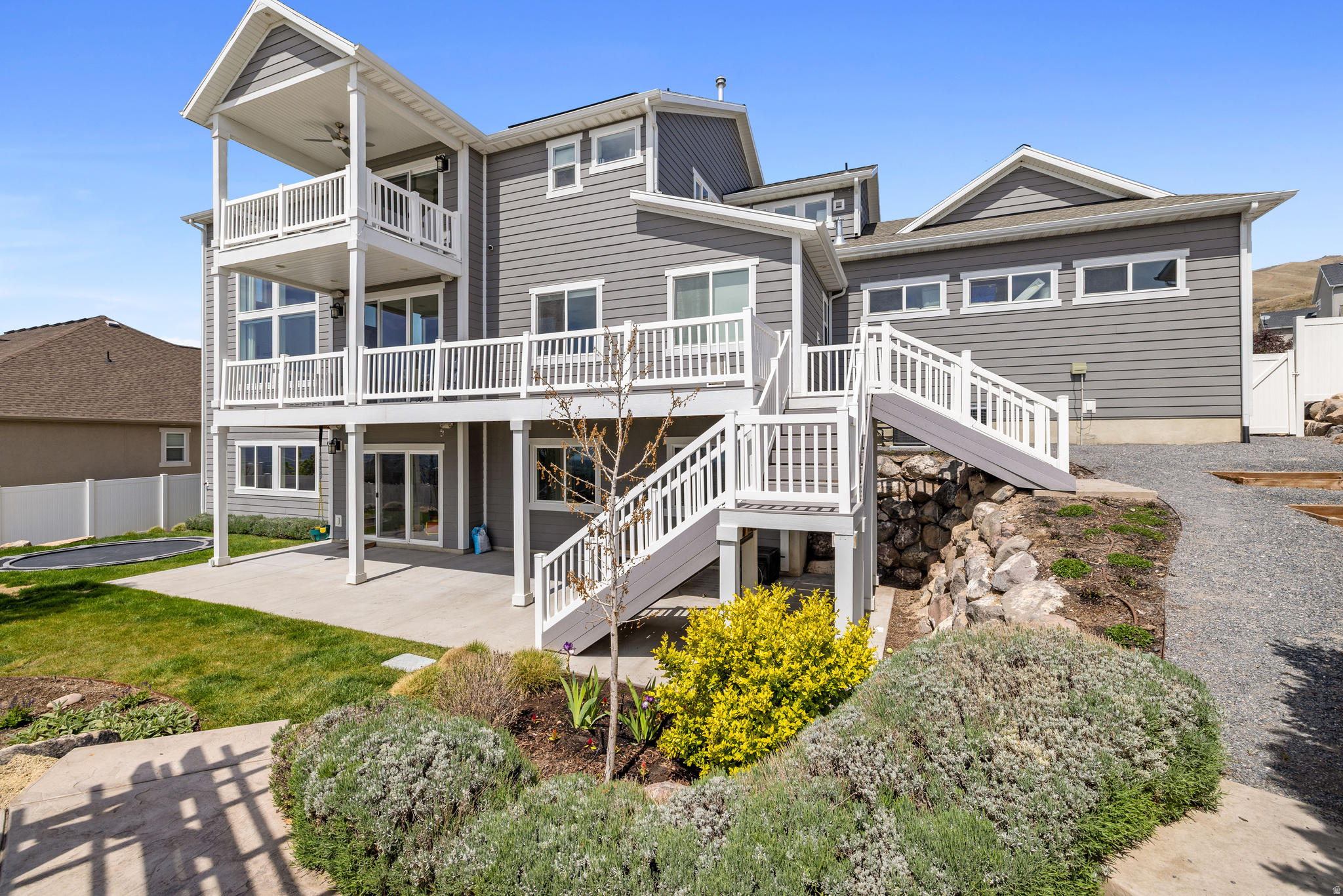 CANYON HILLS - Residential