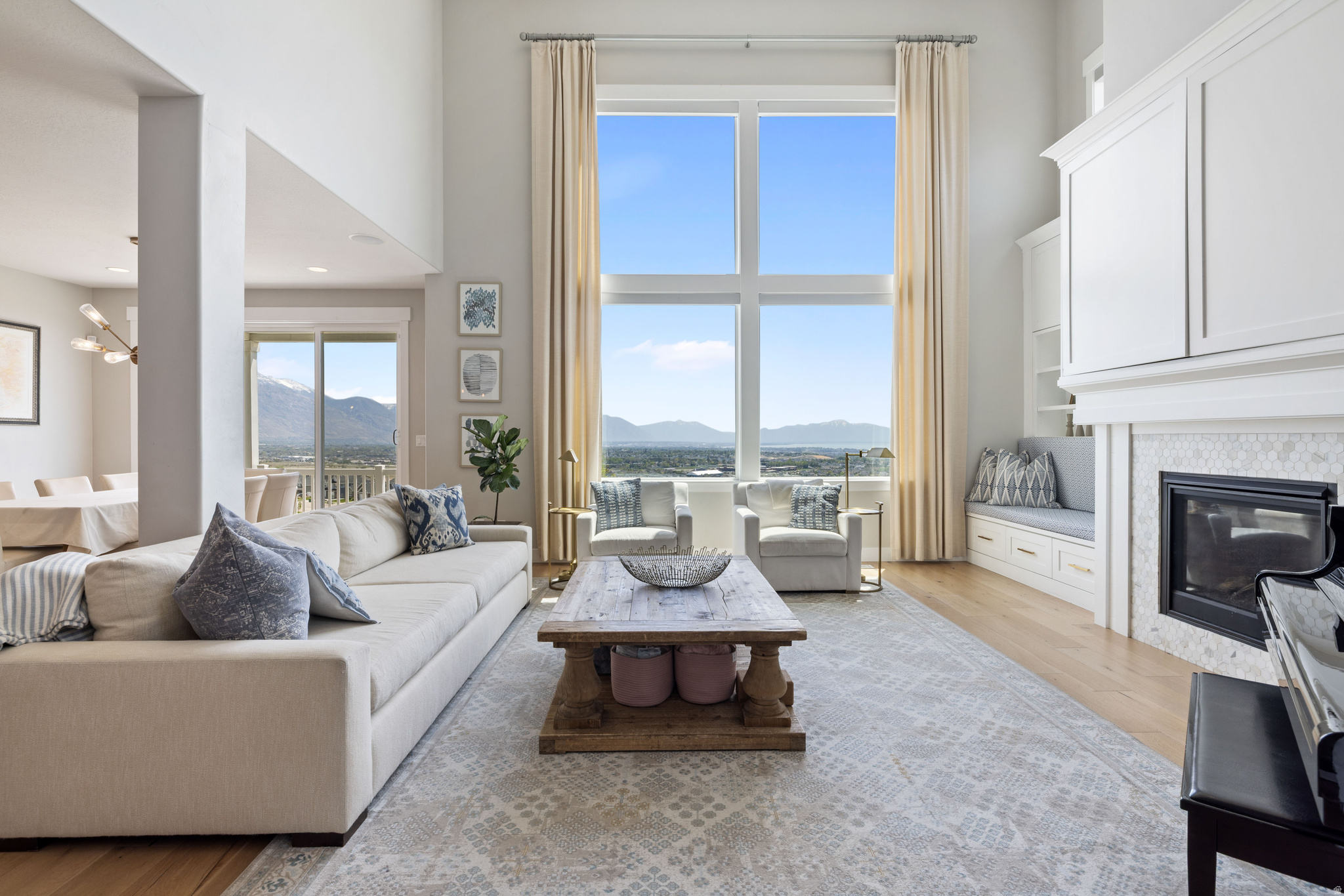 CANYON HILLS - Residential