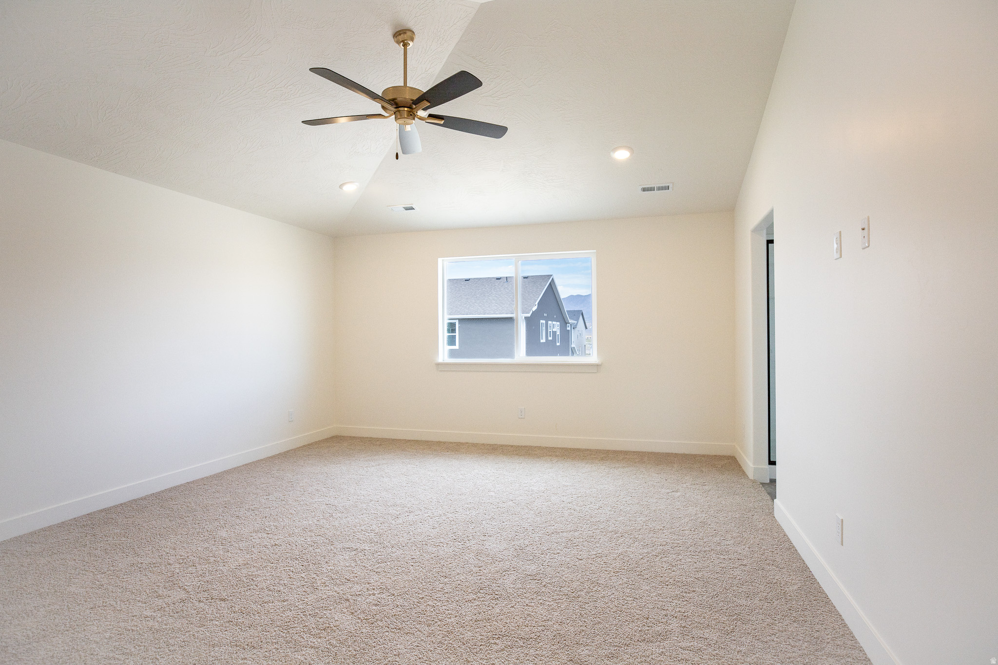 HARMONY 3 - Residential
