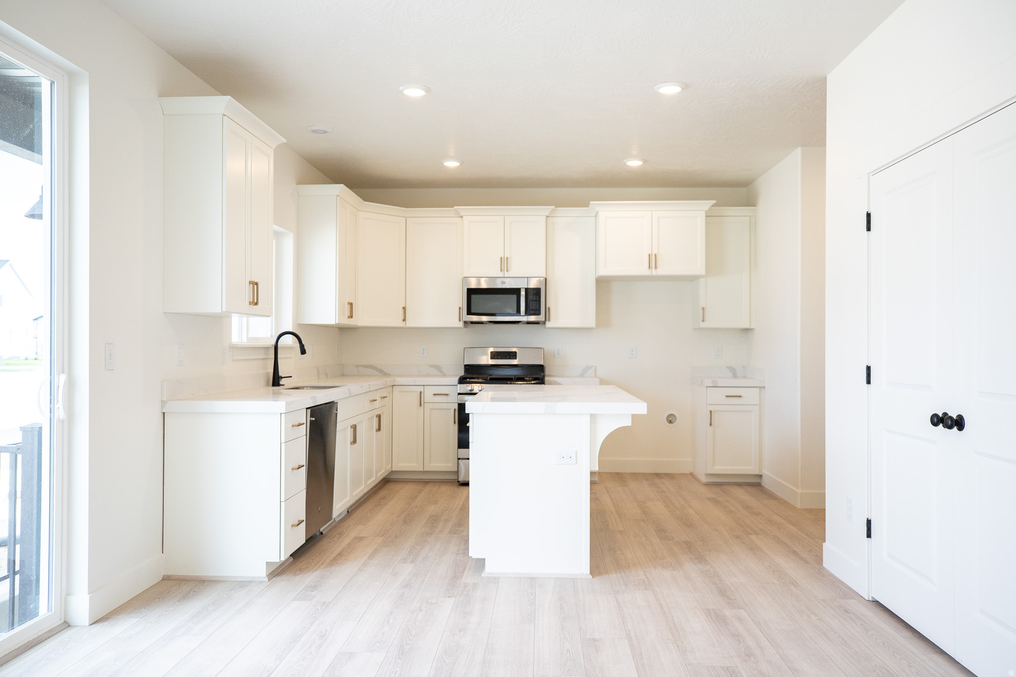 HARMONY 3 - Residential
