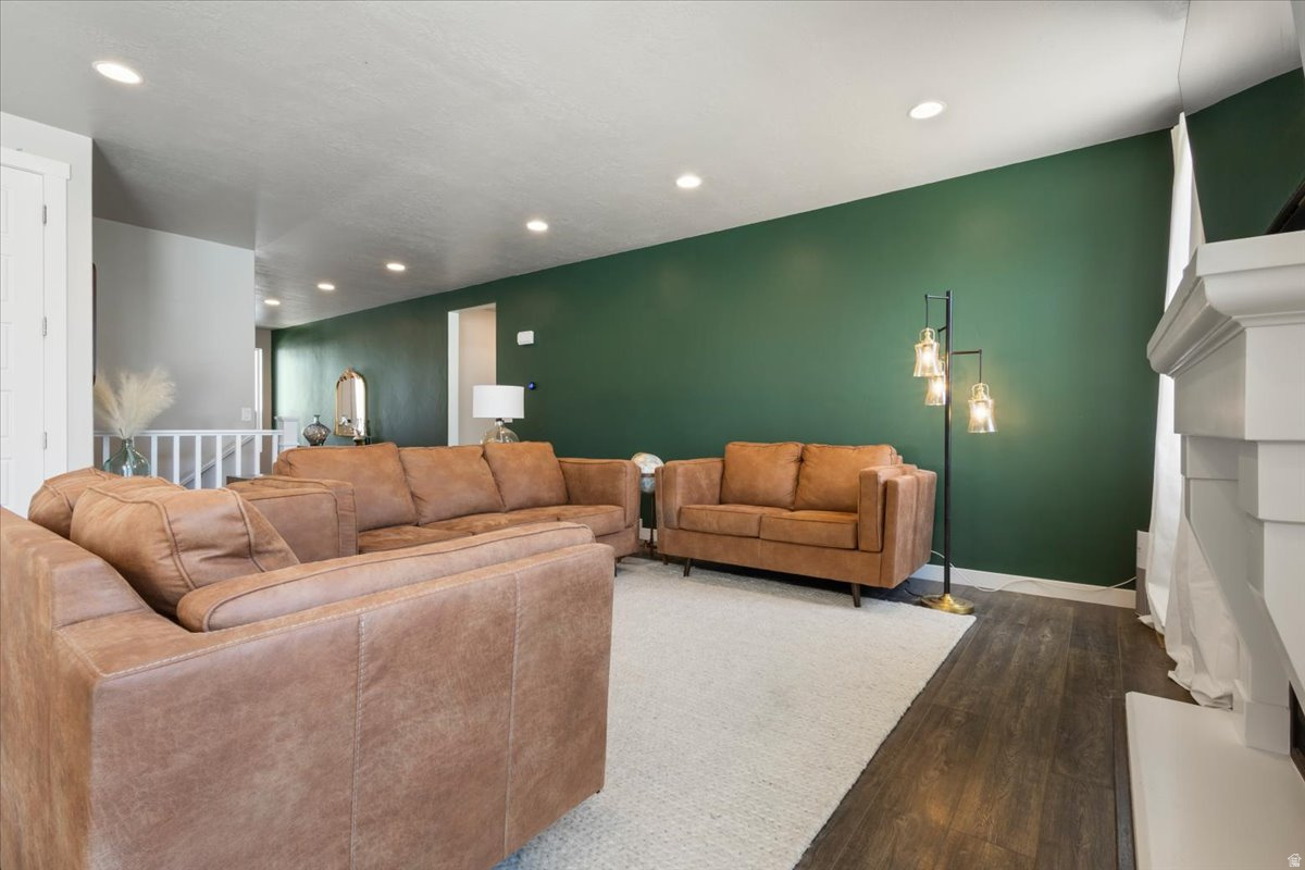 STANSBURY PLACE - Residential
