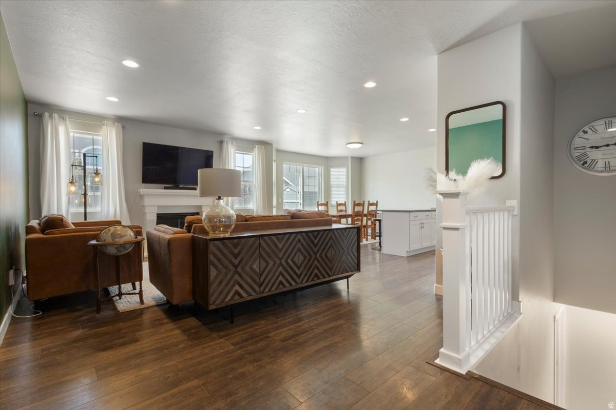 STANSBURY PLACE - Residential