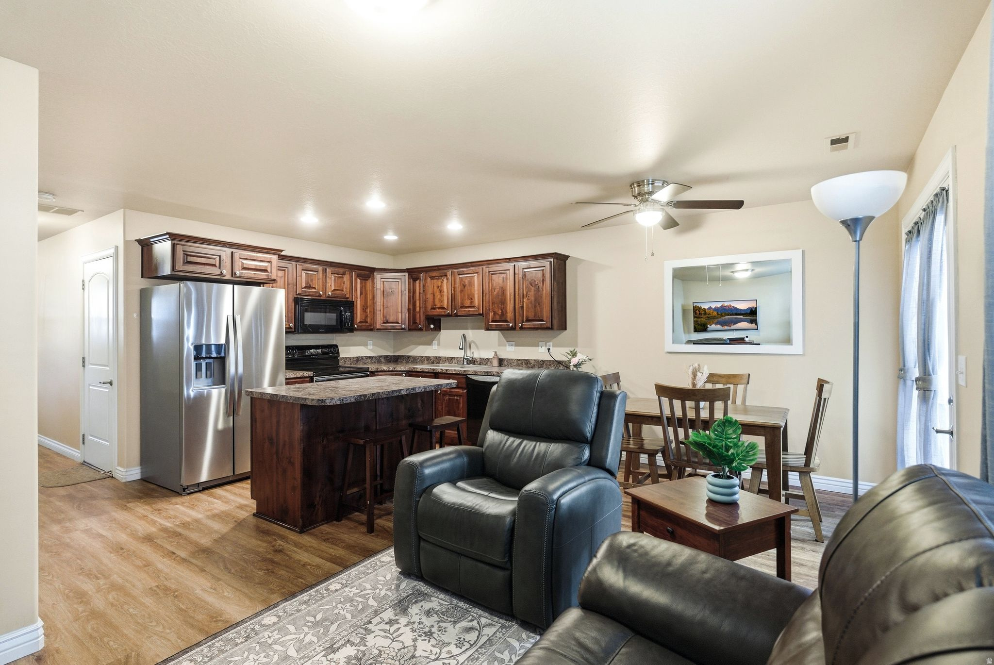 GREYHAWK TOWNHOMES - Residential