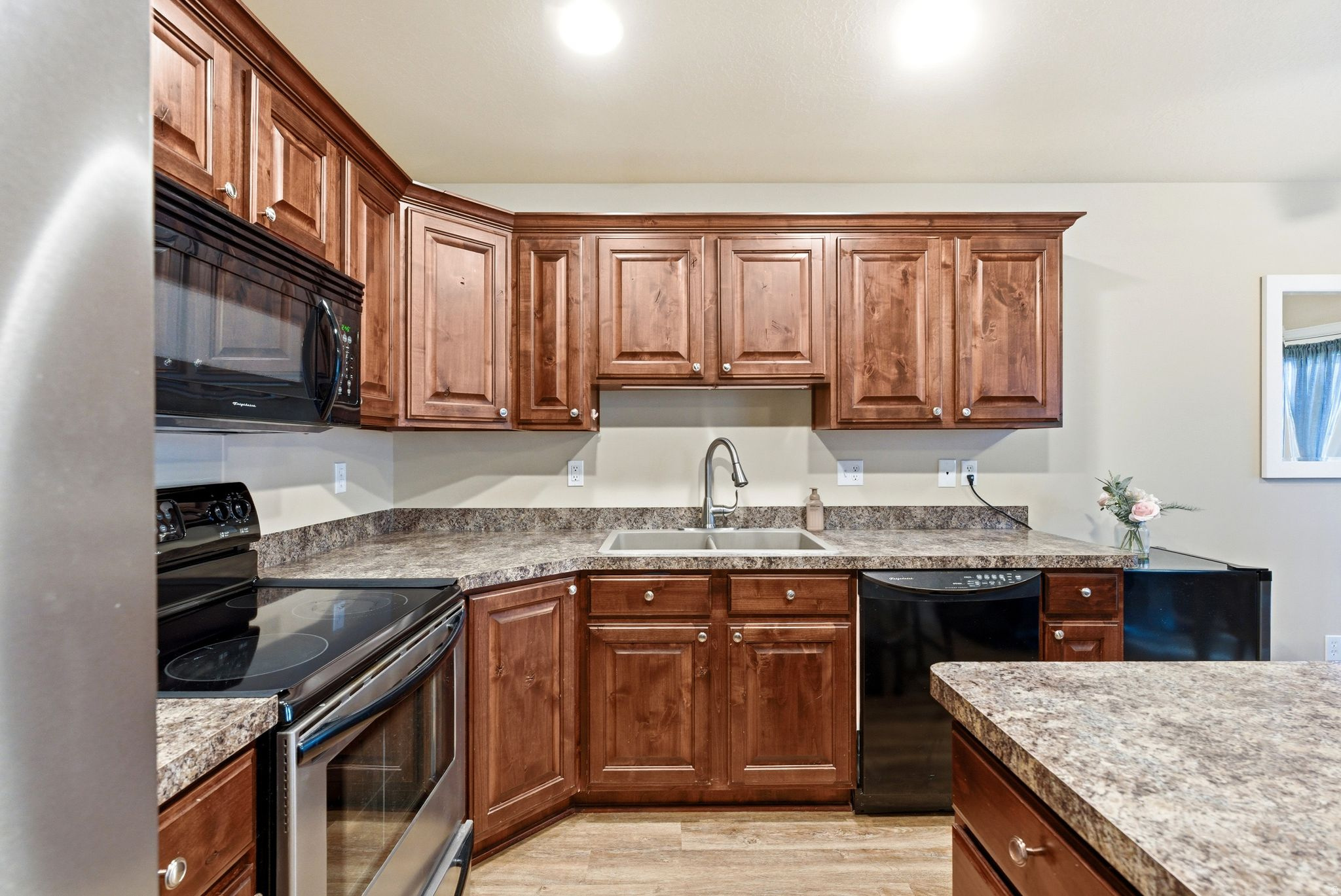 GREYHAWK TOWNHOMES - Residential