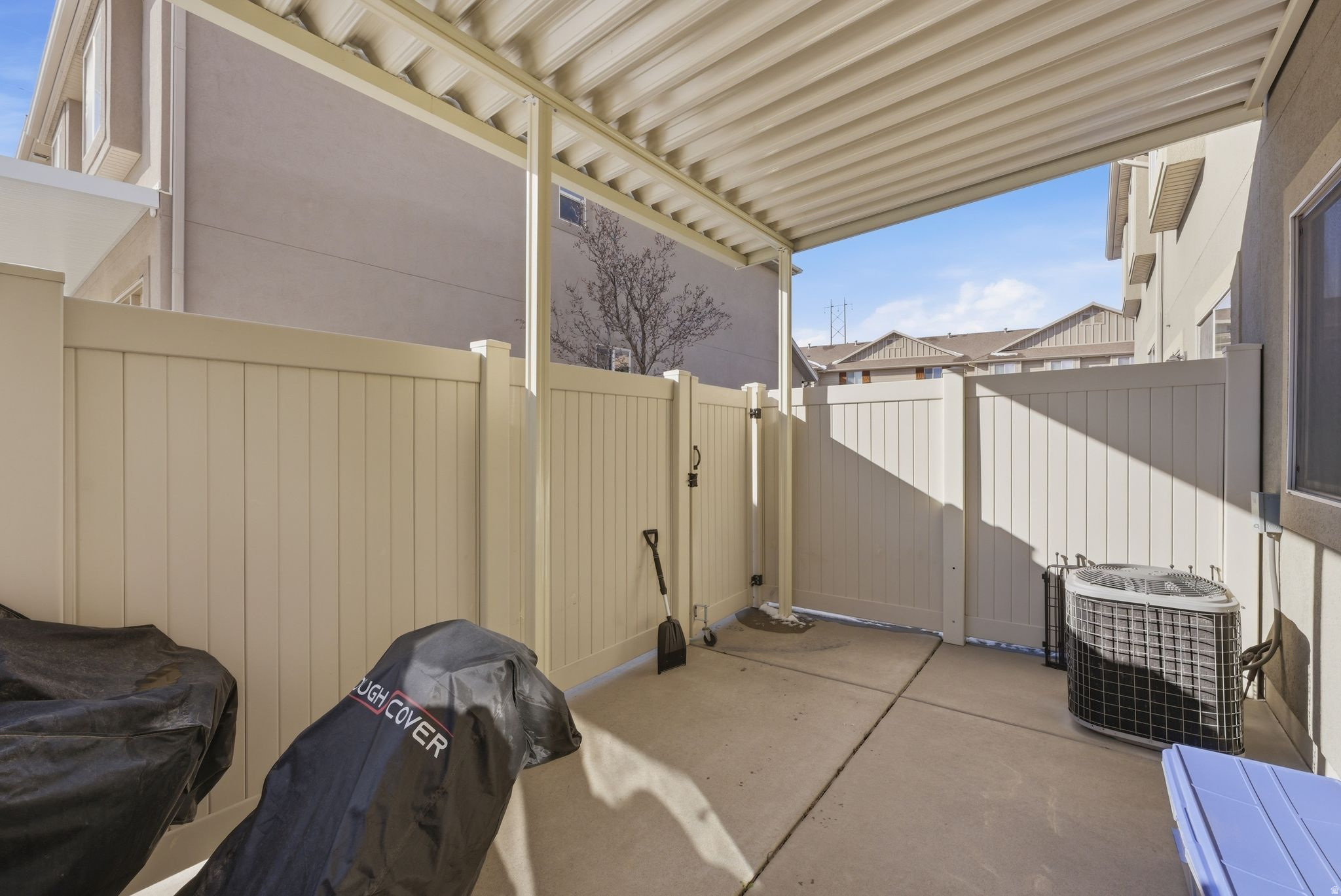 GREYHAWK TOWNHOMES - Residential