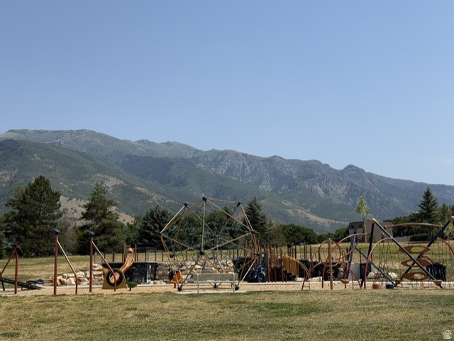GREYHAWK TOWNHOMES - Residential