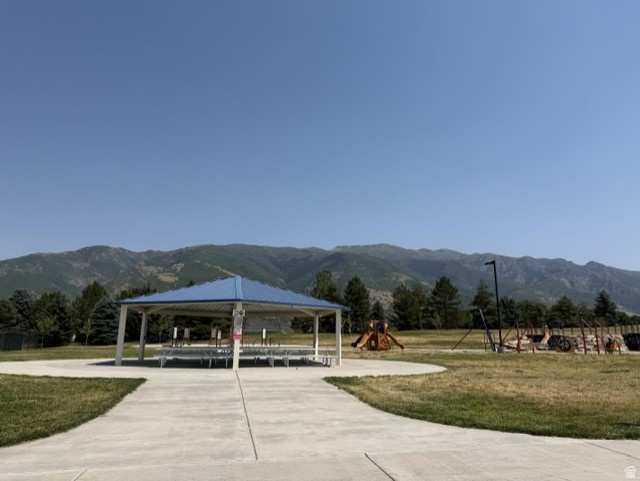 GREYHAWK TOWNHOMES - Residential
