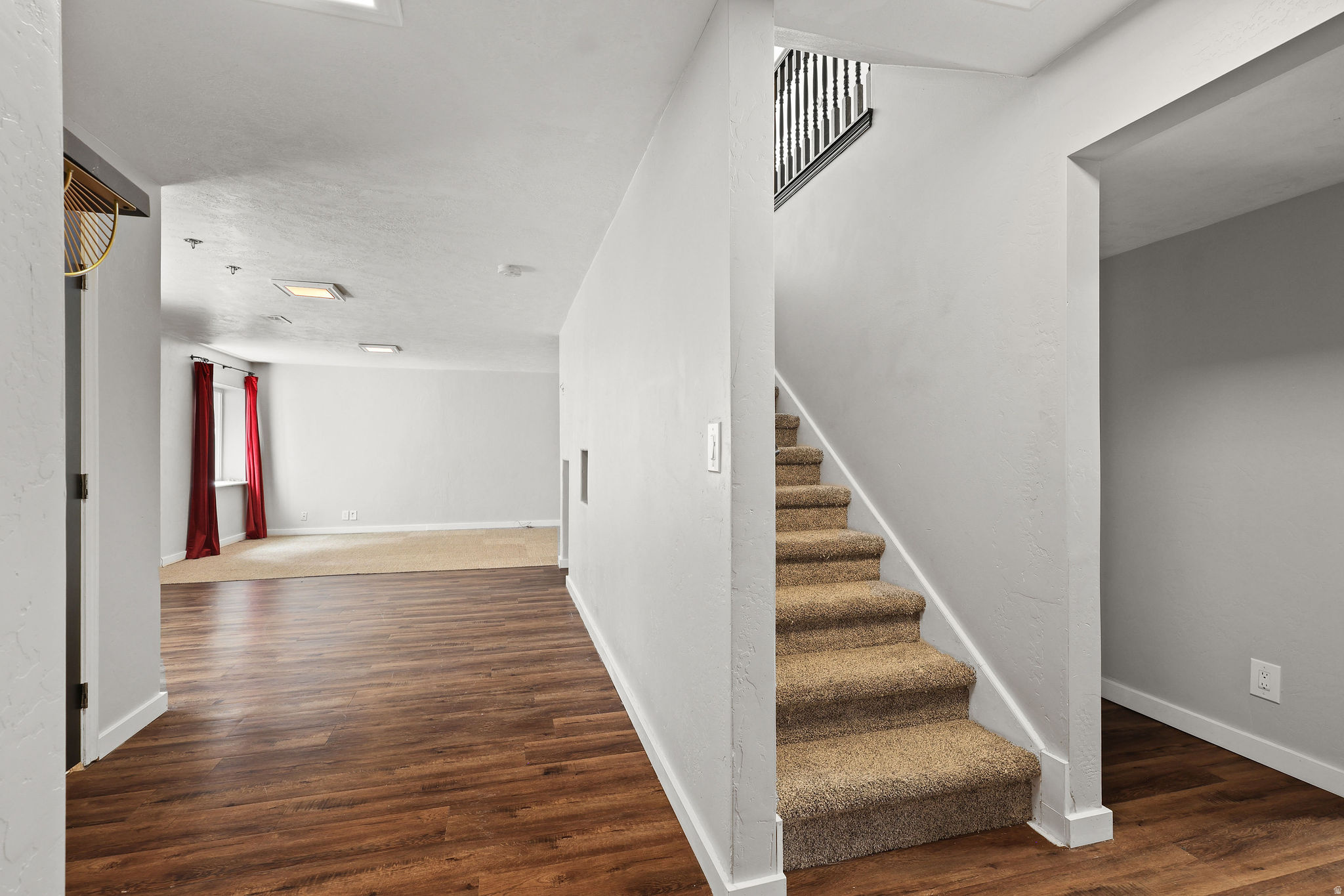 SIDNEY POINTE - Residential