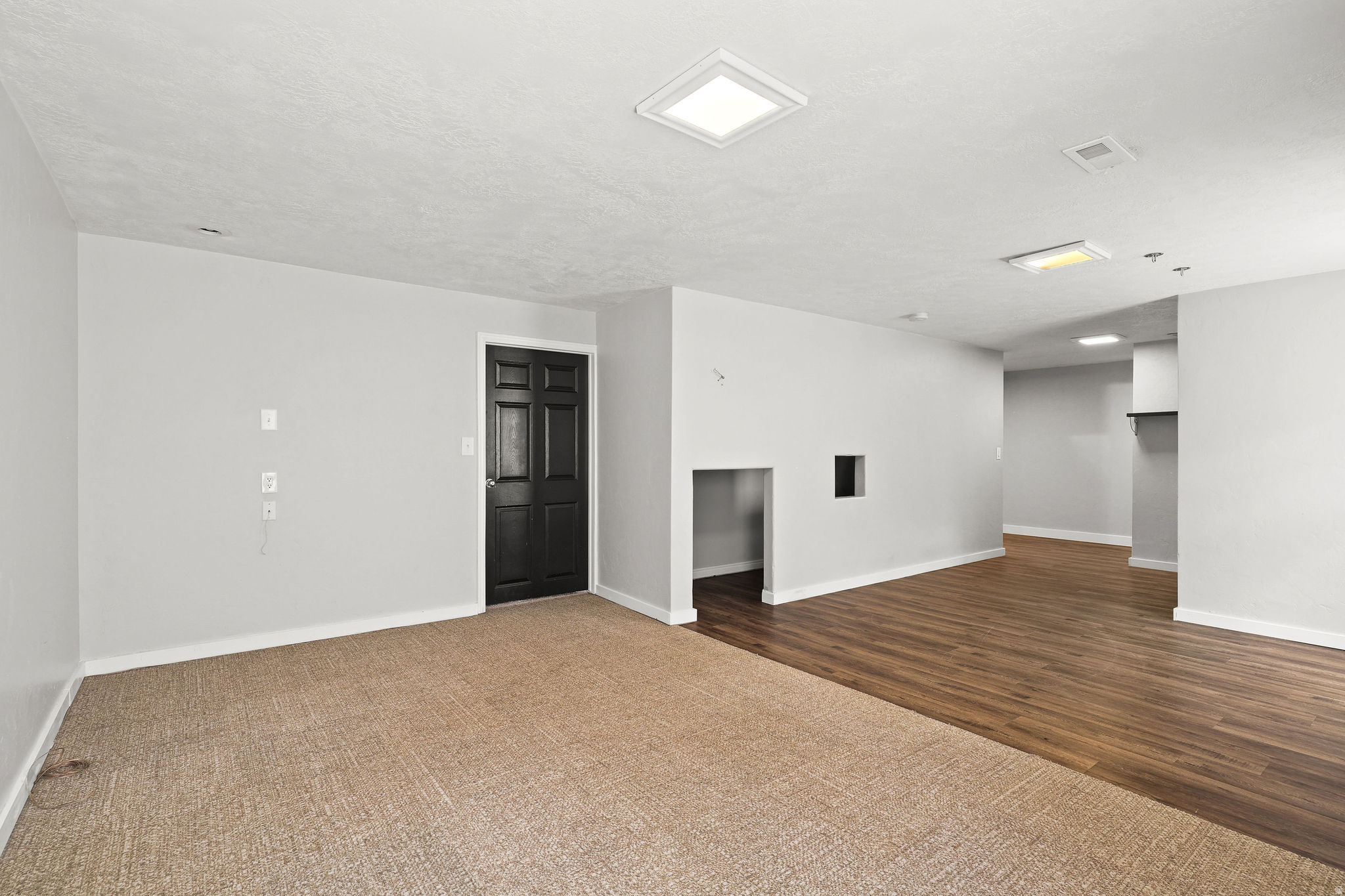 SIDNEY POINTE - Residential