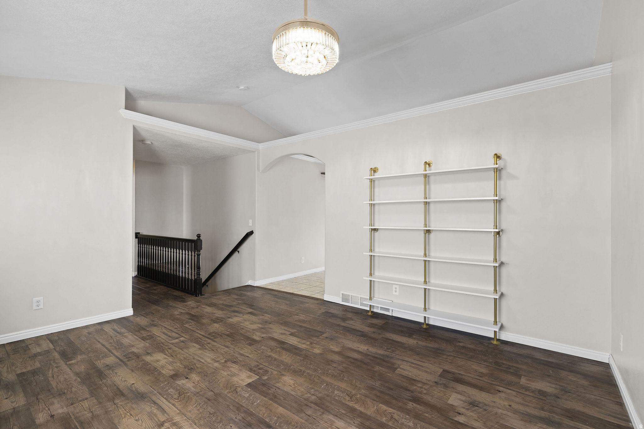 SIDNEY POINTE - Residential