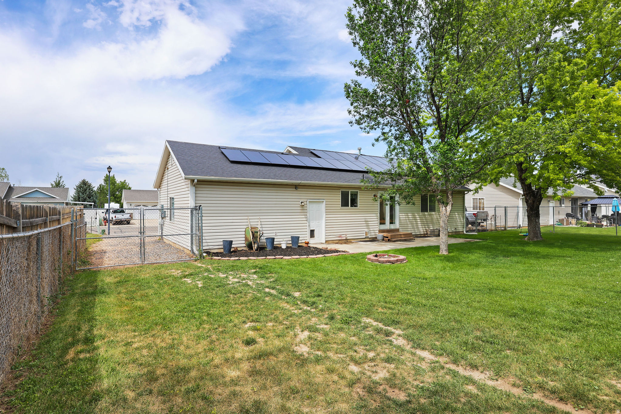 SIDNEY POINTE - Residential