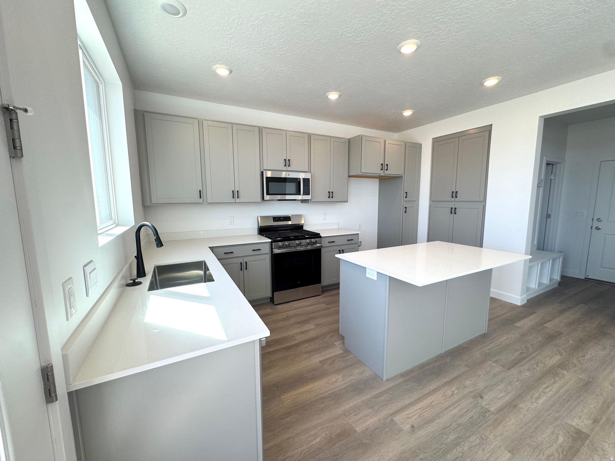 FIREFLY - Residential