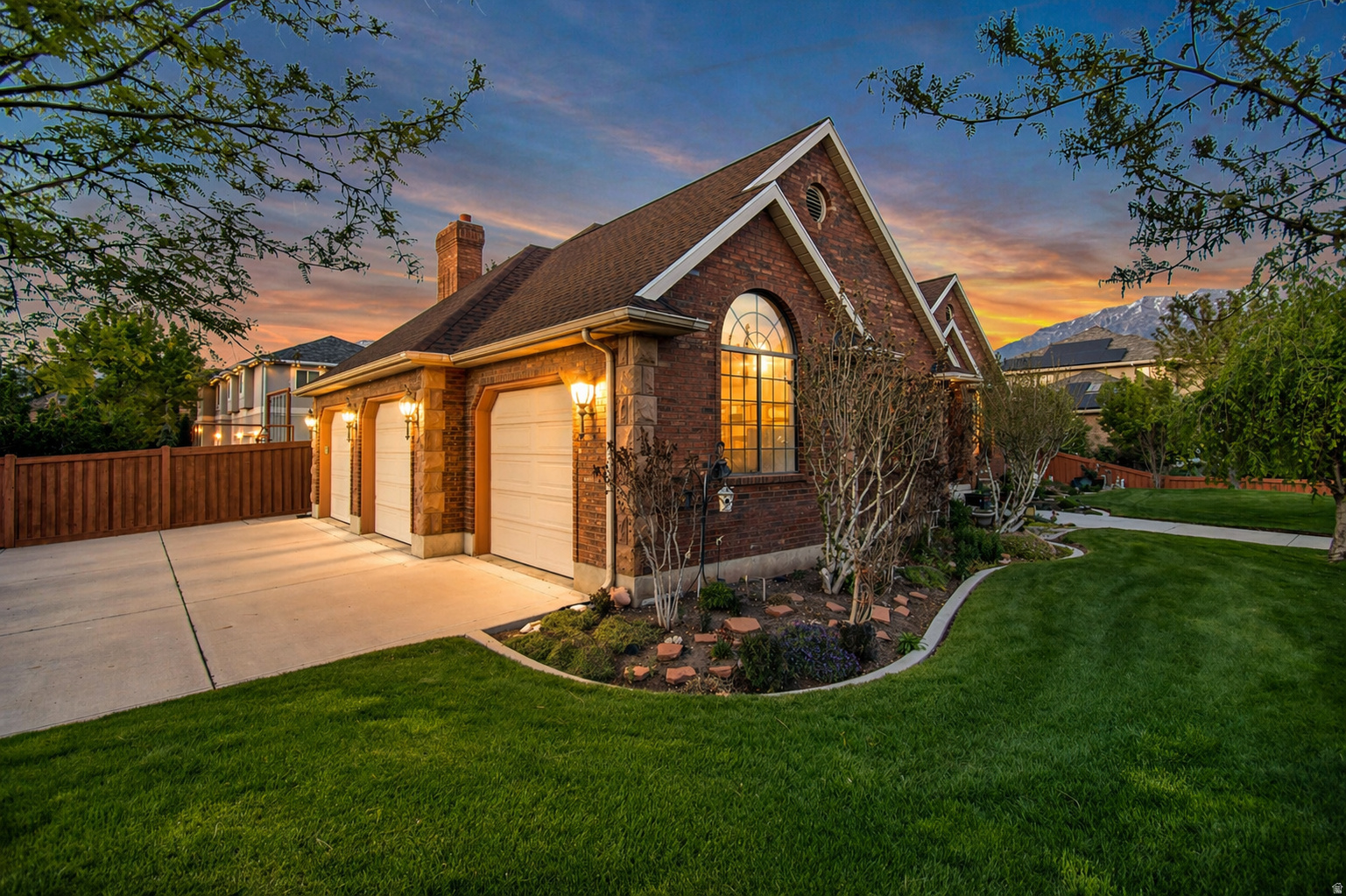COUNTRYSIDE - Residential