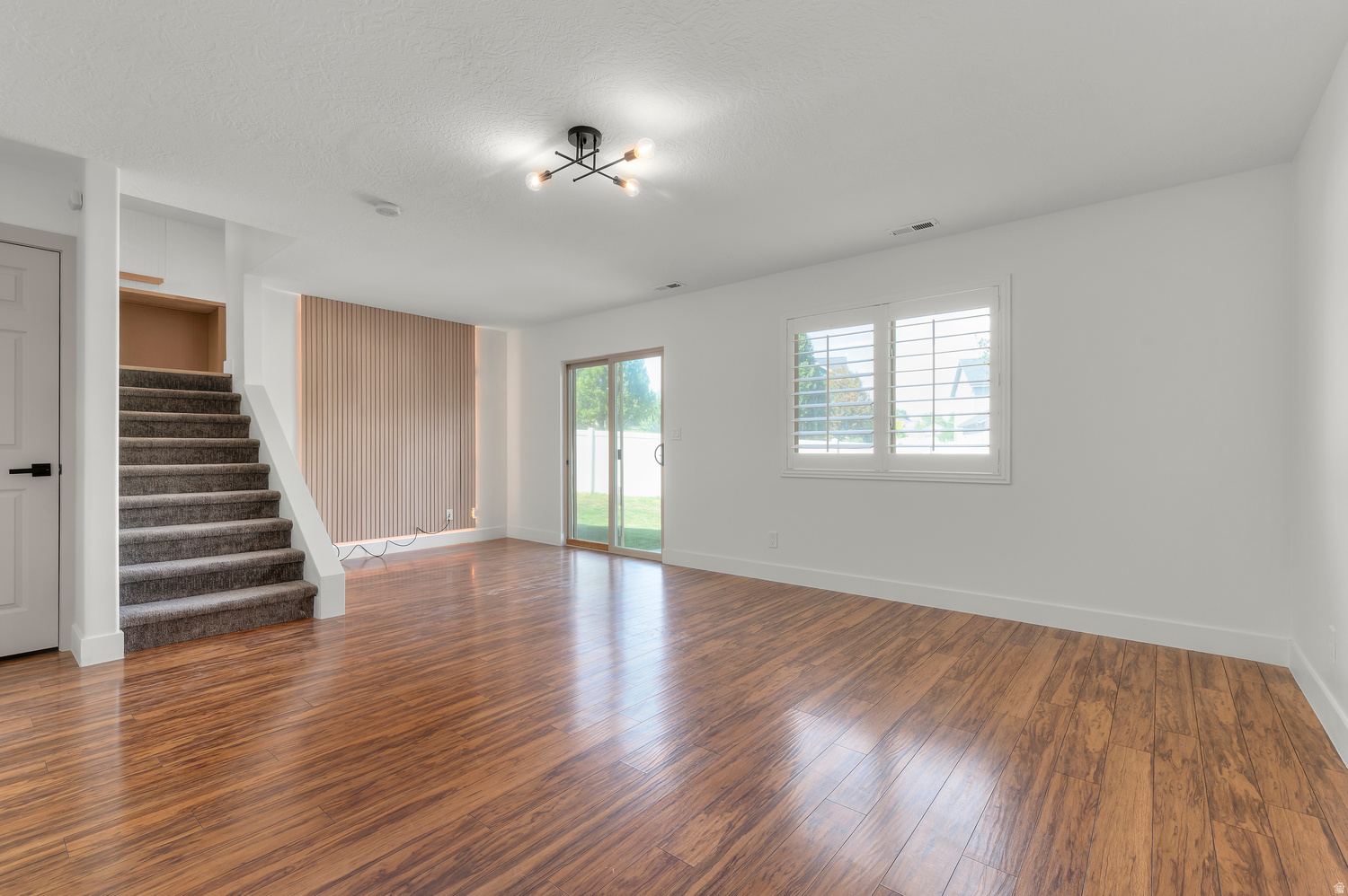HARVEST HILLS - Residential