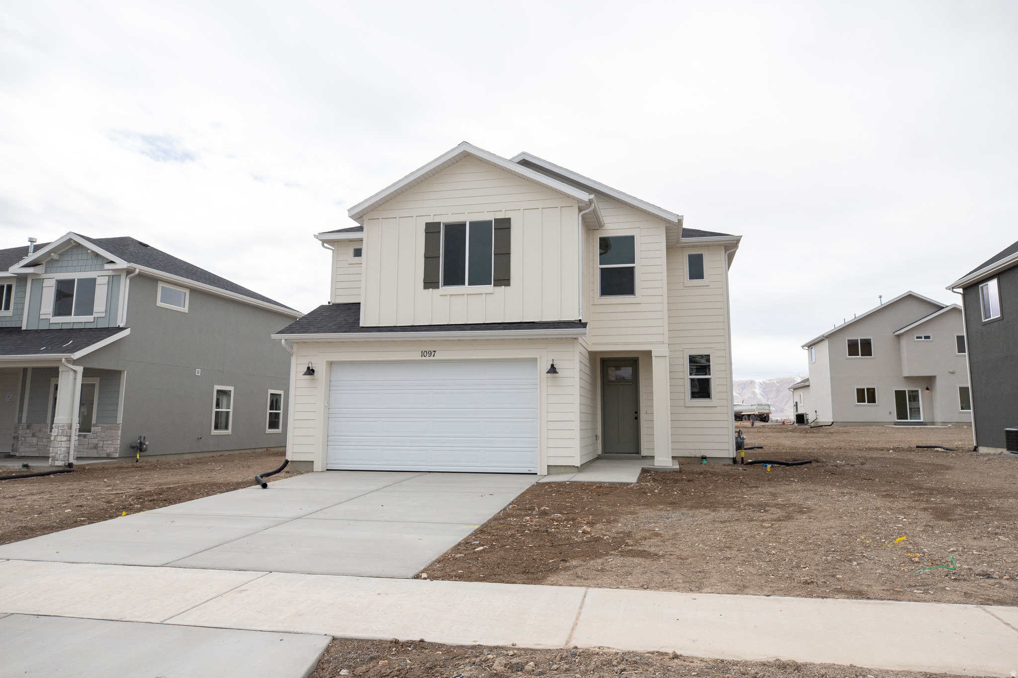 ARROWHEAD SPRINGS - Residential