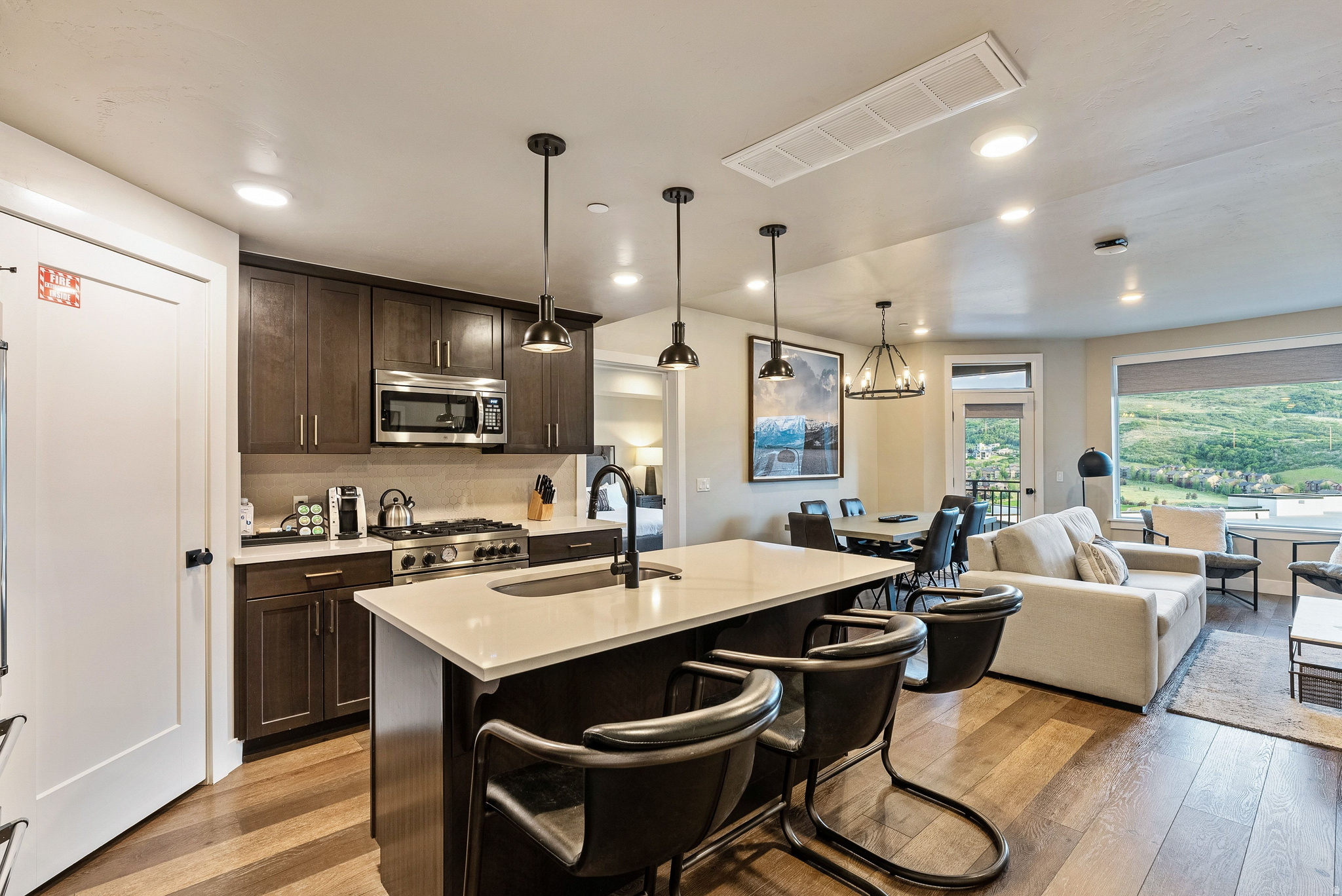 BLACK ROCK MOUNTAIN RESORT - Residential
