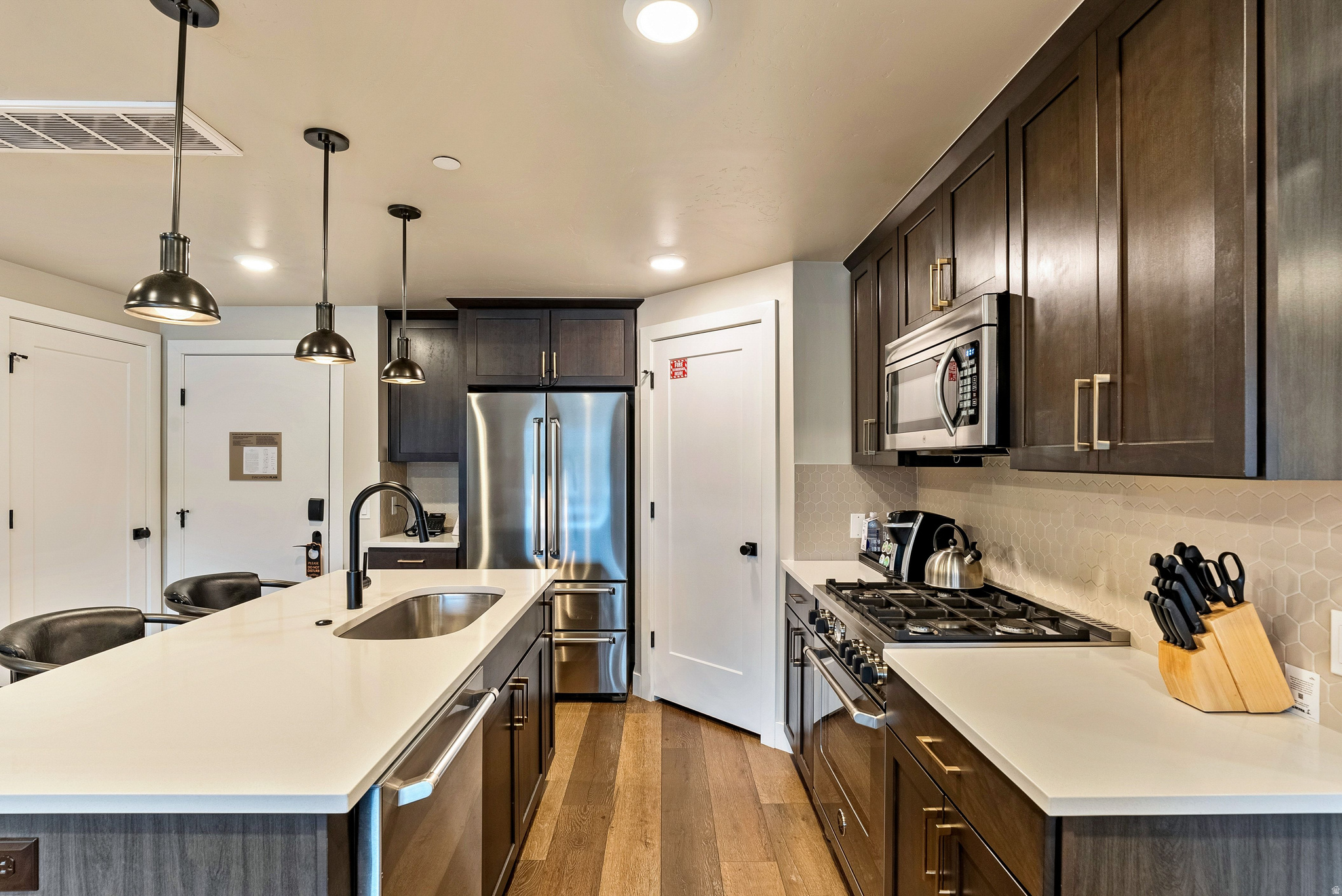 BLACK ROCK MOUNTAIN RESORT - Residential