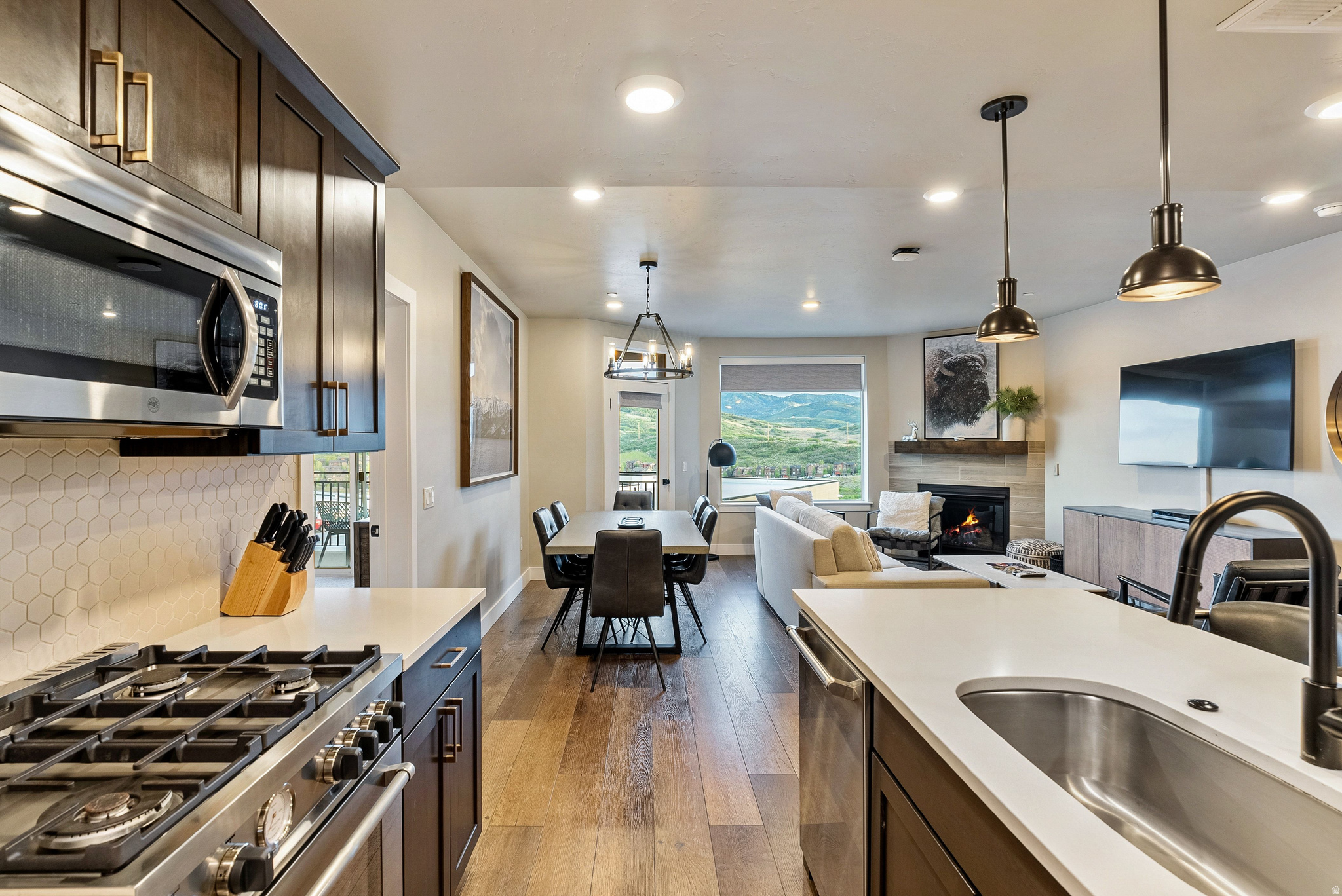 BLACK ROCK MOUNTAIN RESORT - Residential