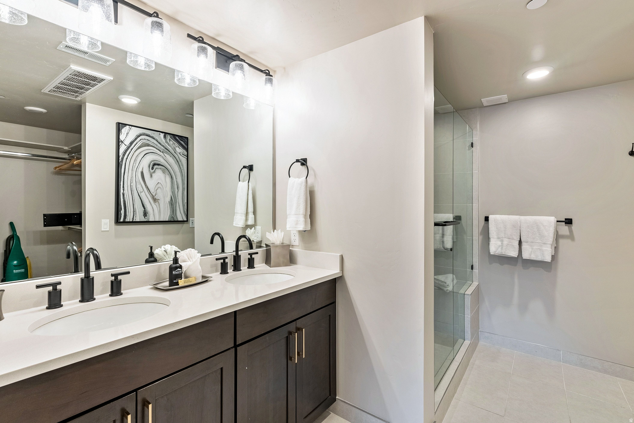 BLACK ROCK MOUNTAIN RESORT - Residential