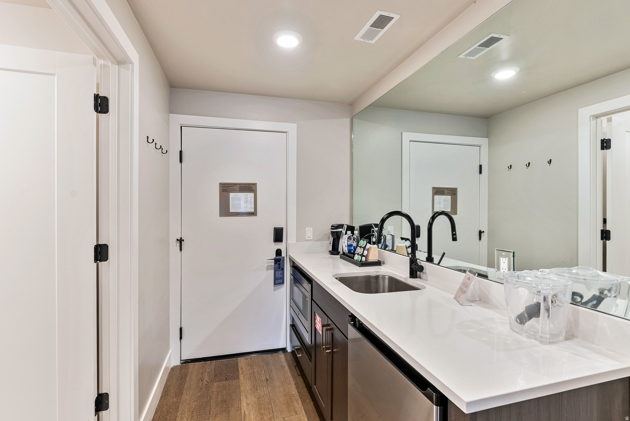 BLACK ROCK MOUNTAIN RESORT - Residential