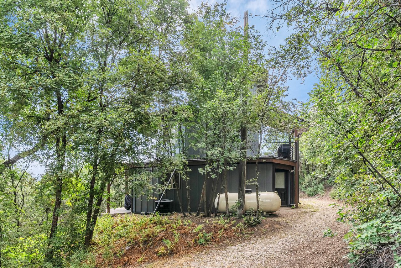 PINEVIEW MOUNTAIN ES - Residential