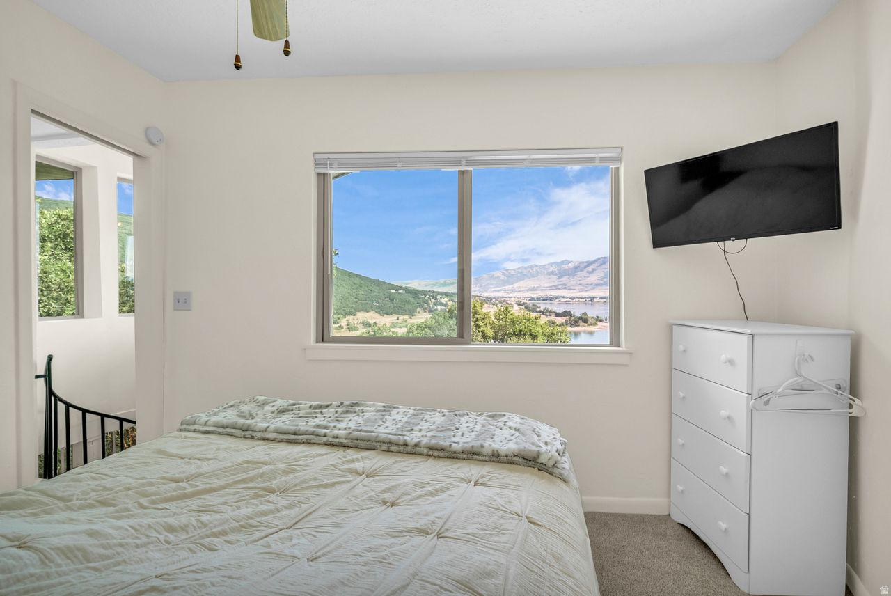PINEVIEW MOUNTAIN ES - Residential
