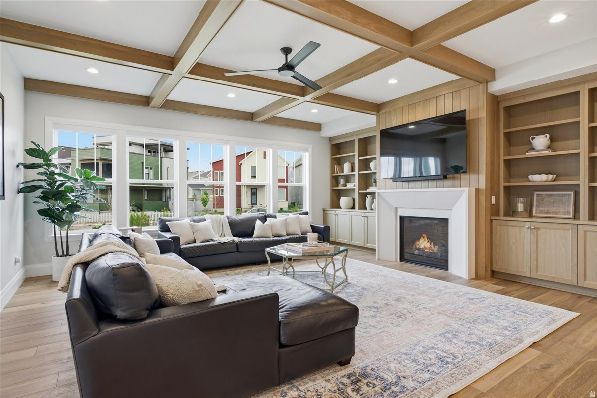 DAYBREAK - Residential