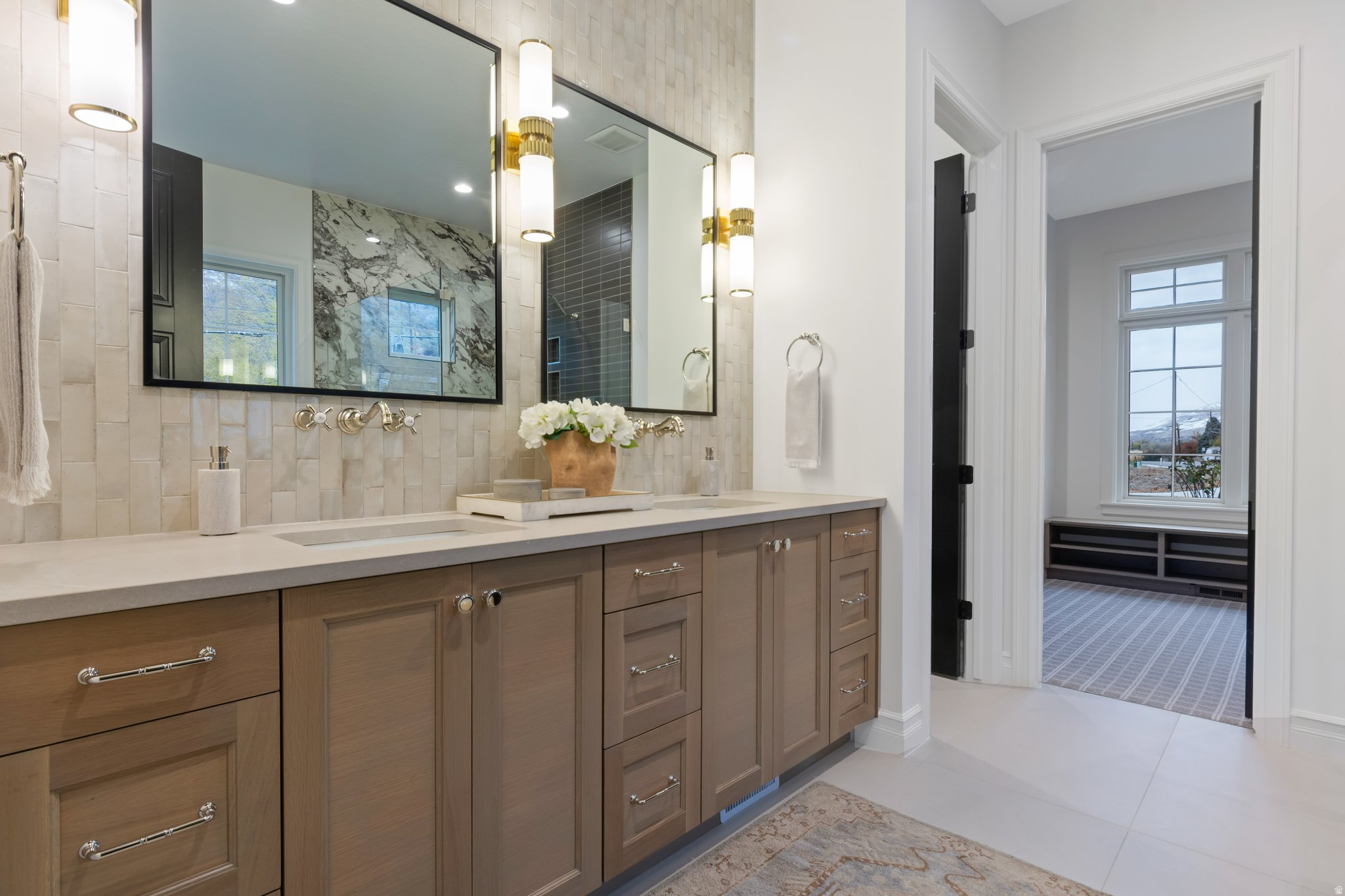 SUMMERHILL LANE - Residential